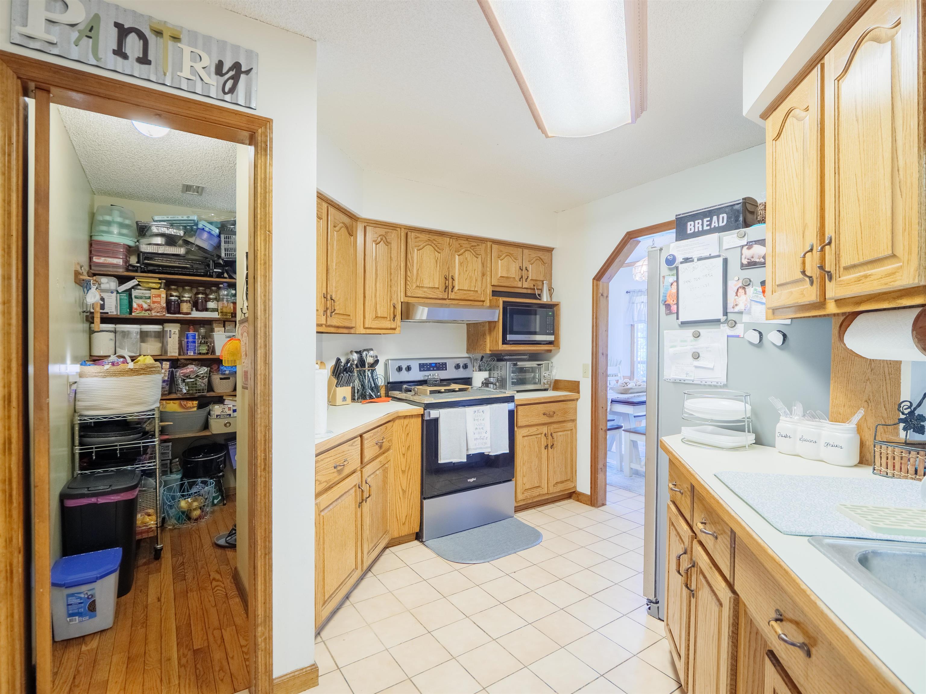181 NE Biltmore Road, Madison, Texas image 3