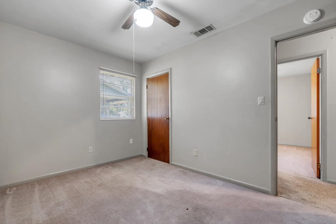 820 Essex Drive, Tallahassee, Texas image 13