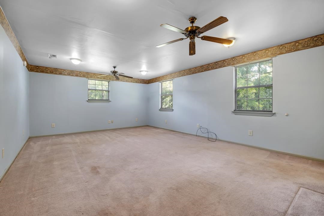 820 Essex Drive, Tallahassee, Texas image 30
