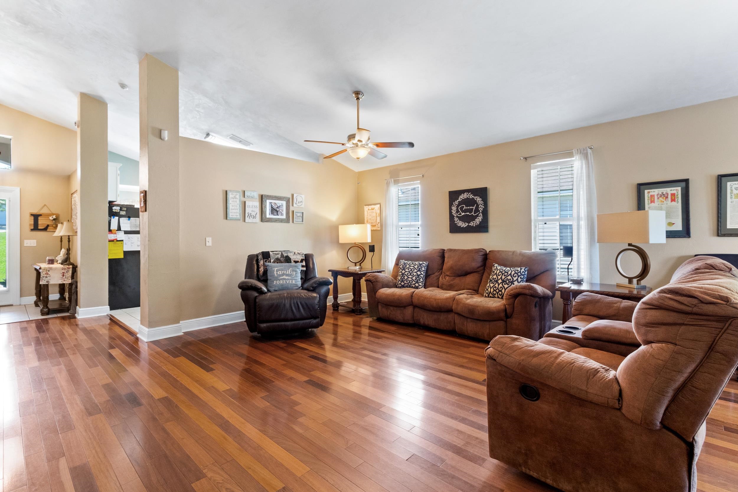 1586 Sweet Plum Circle, Tallahassee, Texas image 19