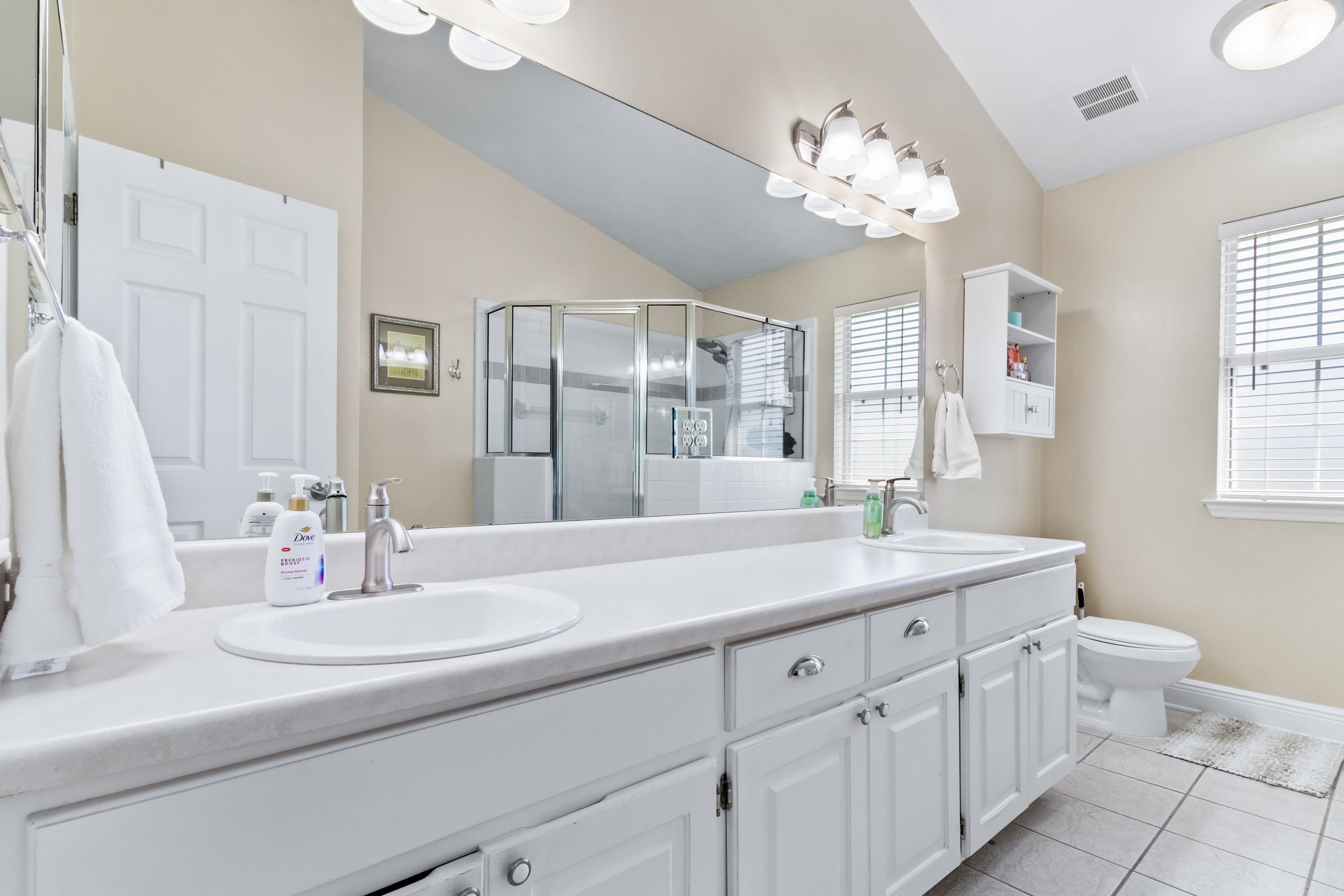 1586 Sweet Plum Circle, Tallahassee, Texas image 25