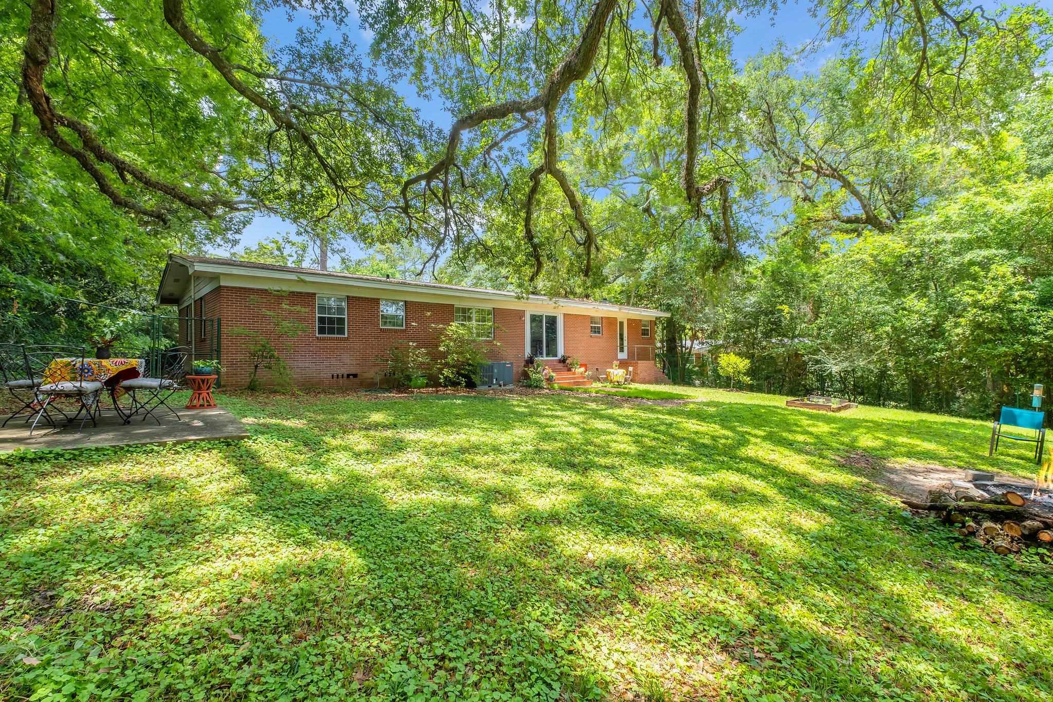 2117 Gibbs Drive, Tallahassee, Texas image 29