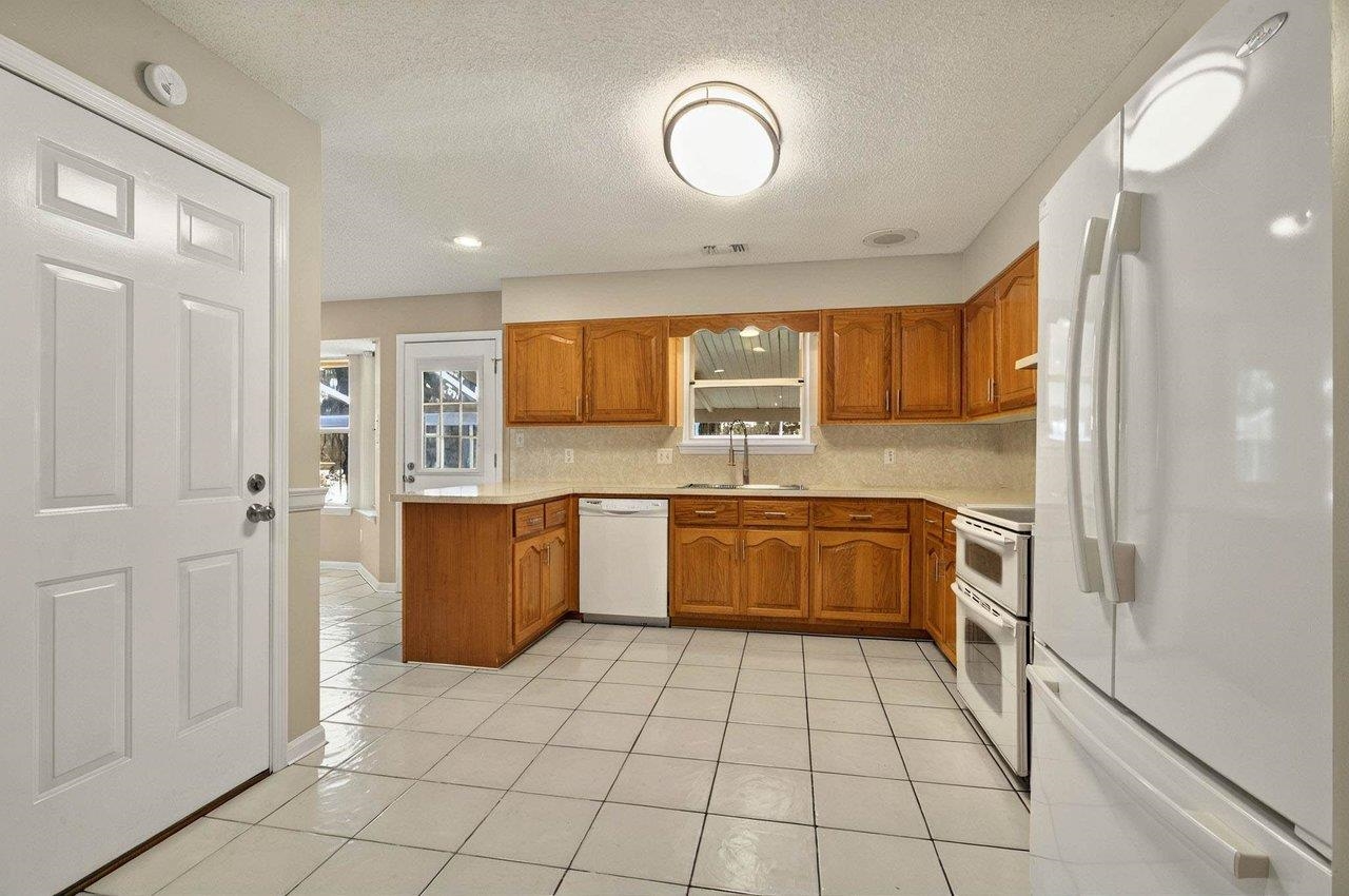 4640 Inisheer Drive, Tallahassee, Florida image 23