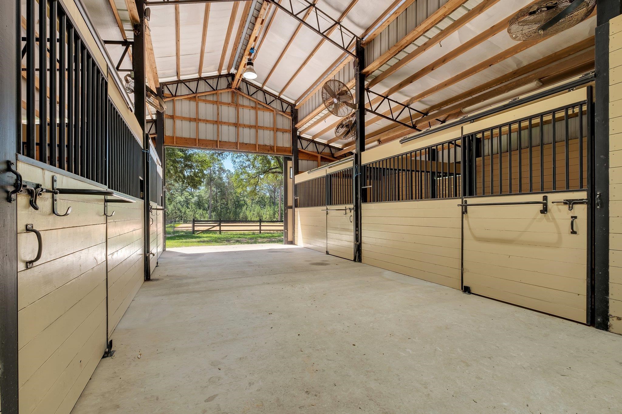 7007 Katie Ashlee Court, Tallahassee, Texas image 32