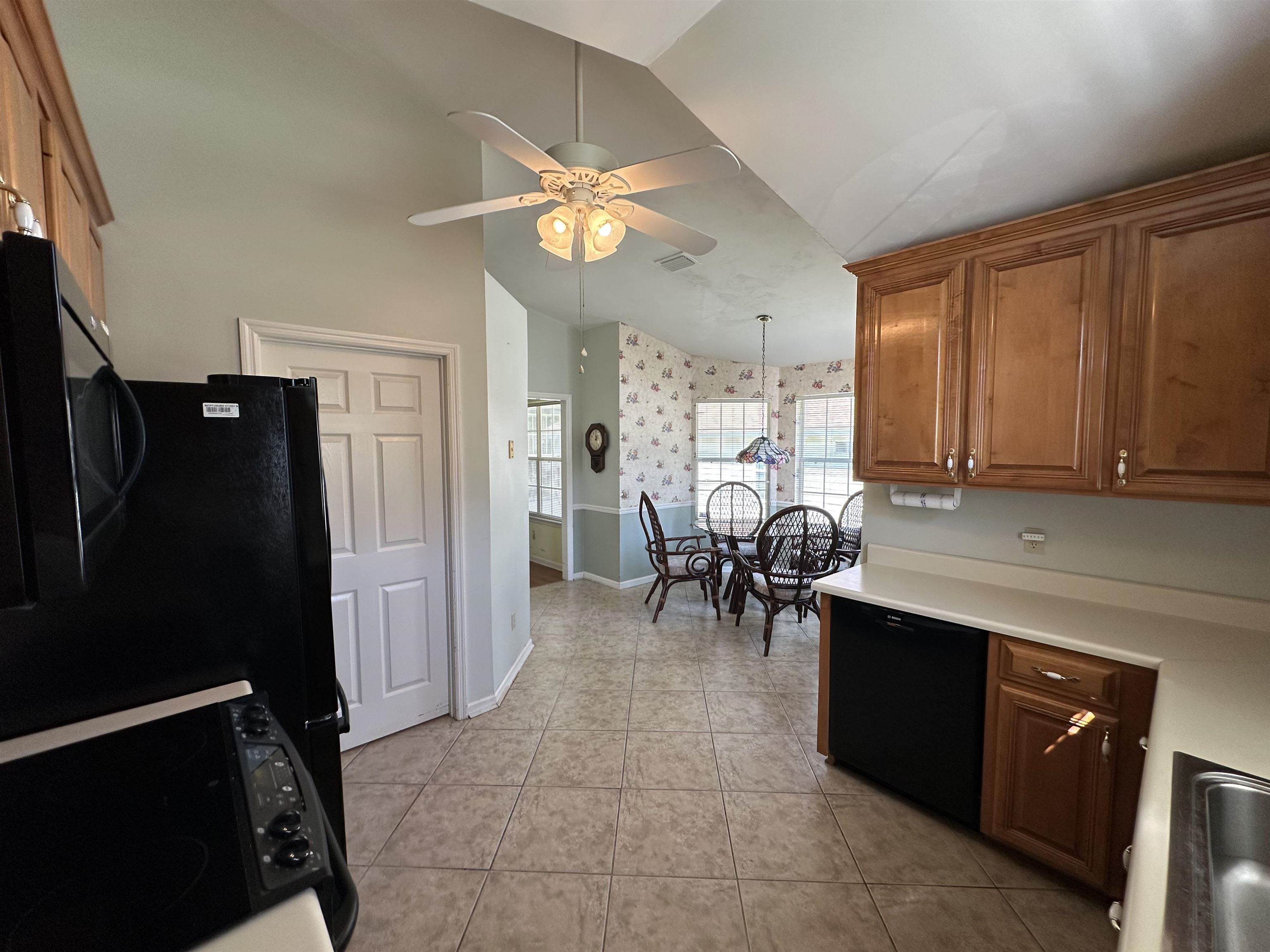 5356 Tewkesbury Trace, Tallahassee, Texas image 11