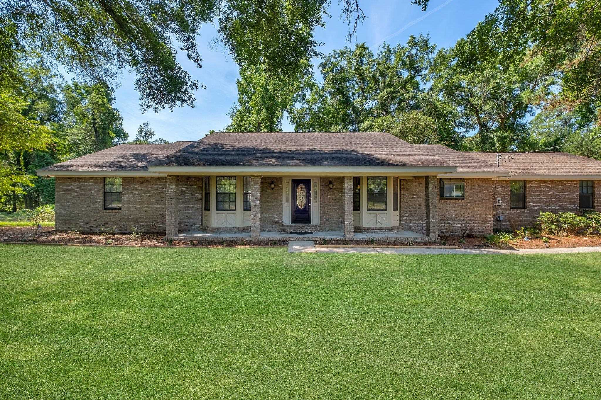 9025 Buck Lake Road, Tallahassee, Texas image 1