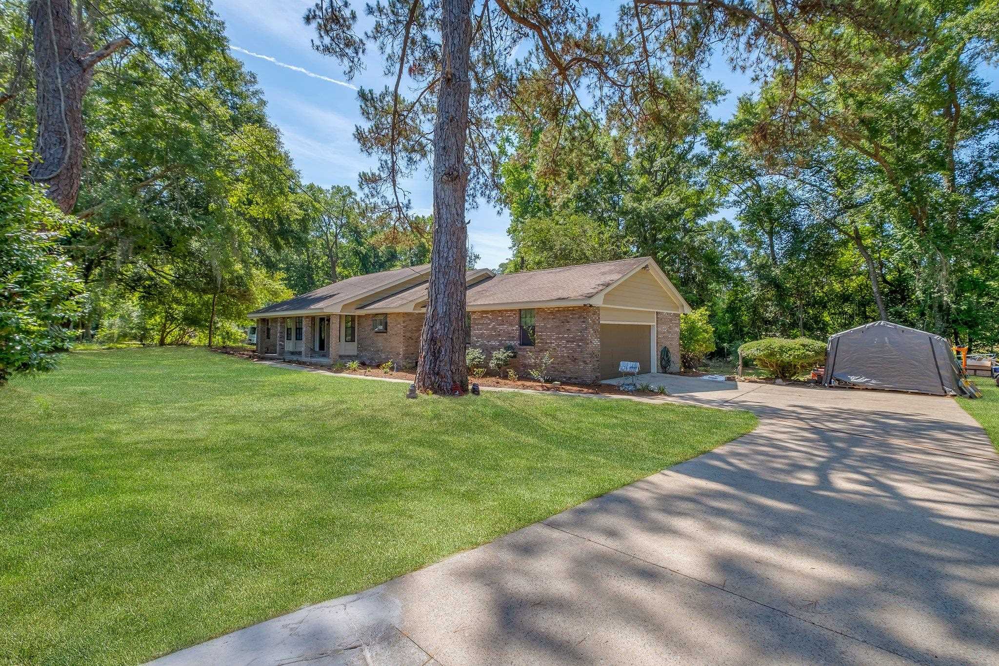 9025 Buck Lake Road, Tallahassee, Texas image 2