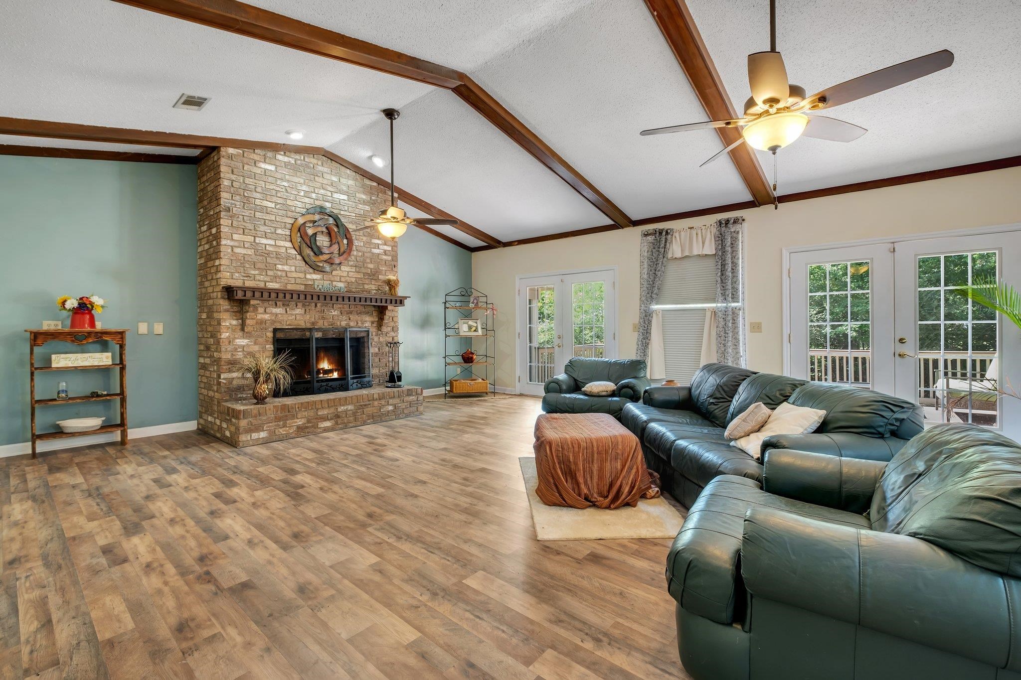 9025 Buck Lake Road, Tallahassee, Texas image 4