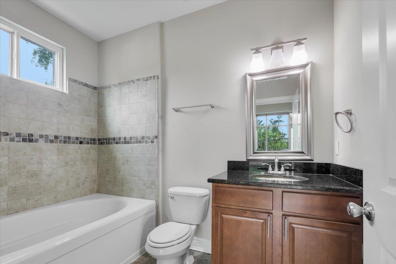 449 Saint Francis Street #1, Tallahassee, Texas image 13