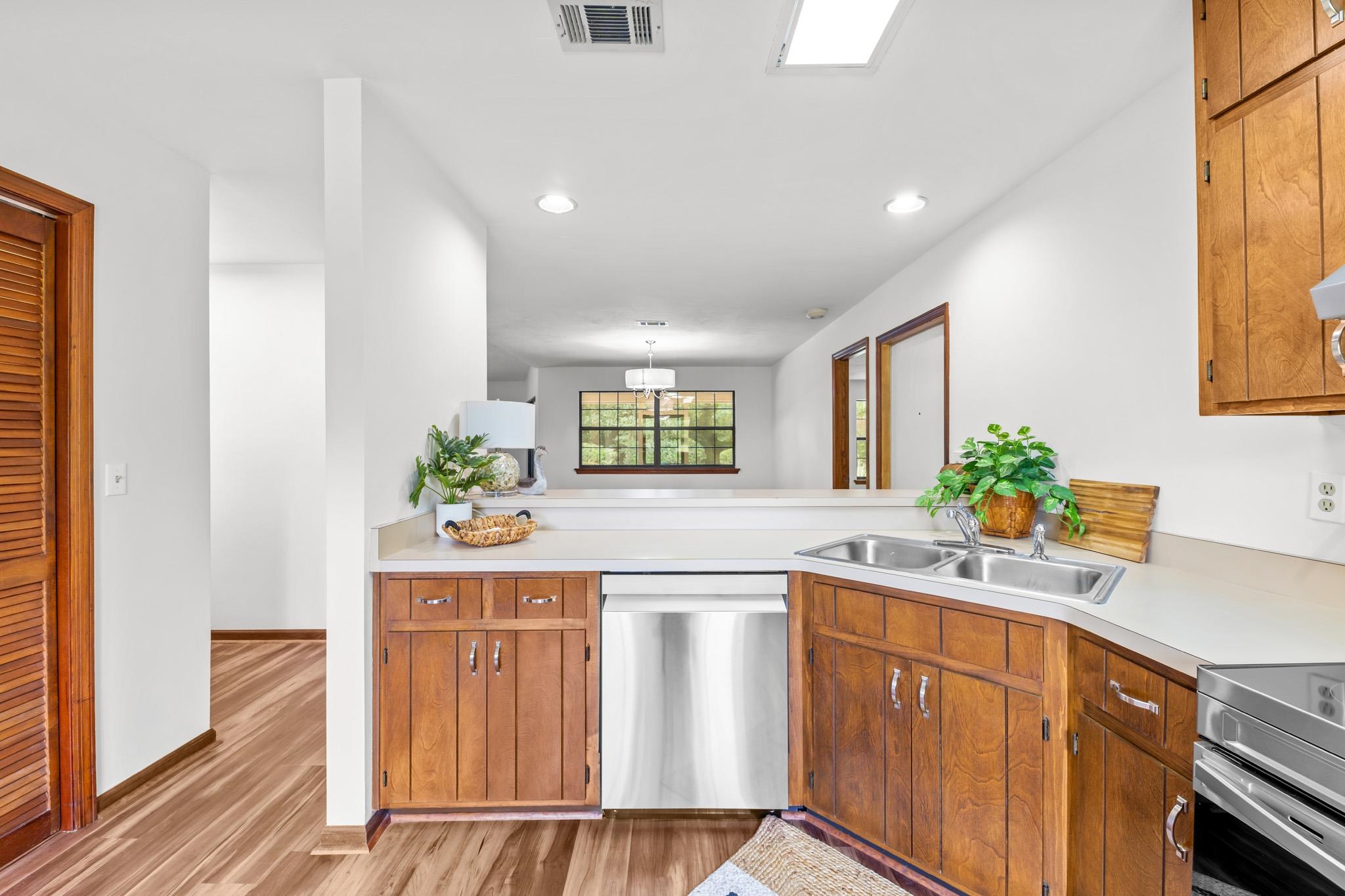 4447 Camden, Tallahassee, Florida image 17