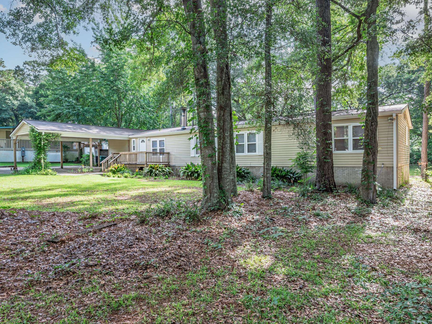 2081 Mistletoe Court, Tallahassee, Texas image 2