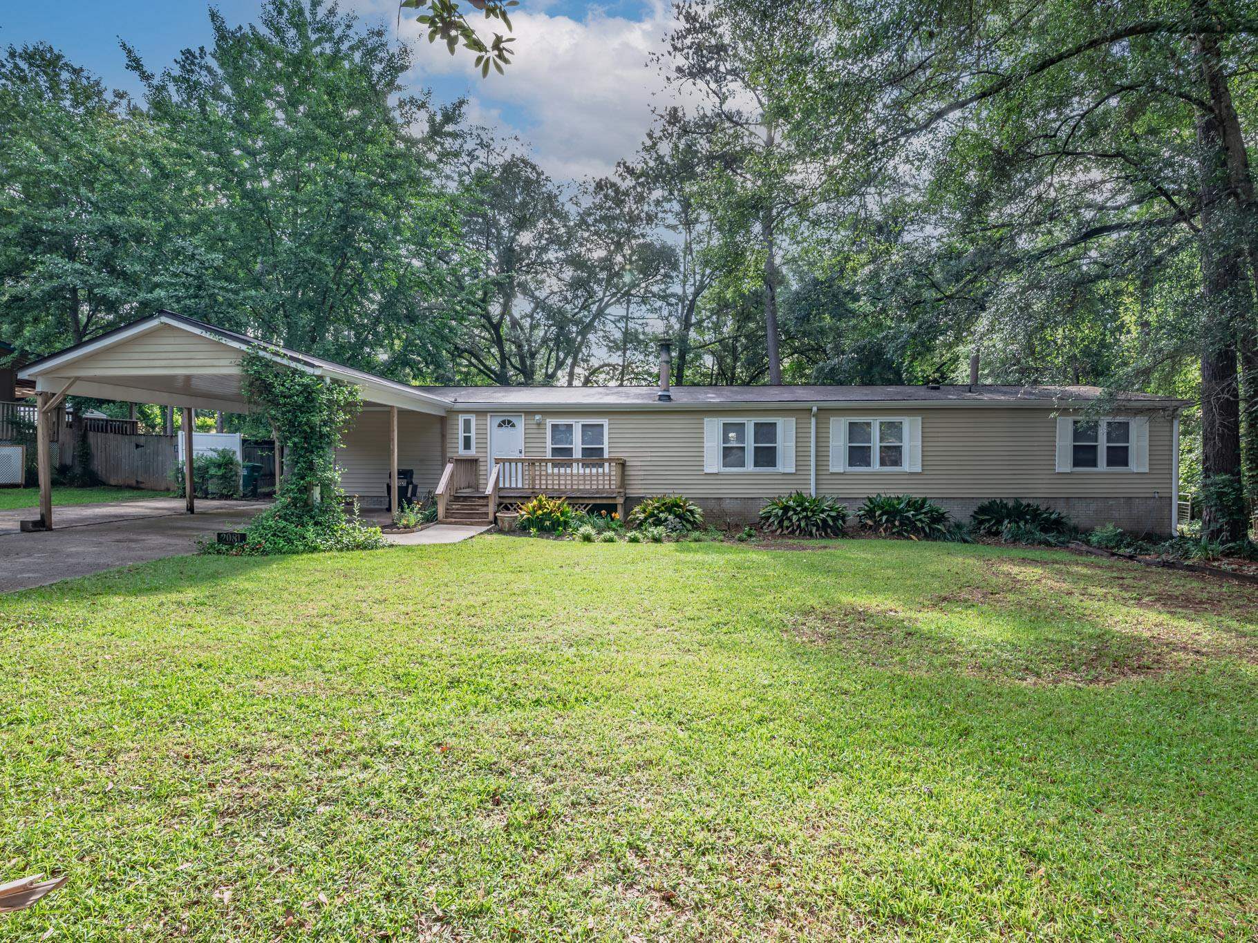 2081 Mistletoe Court, Tallahassee, Texas image 4
