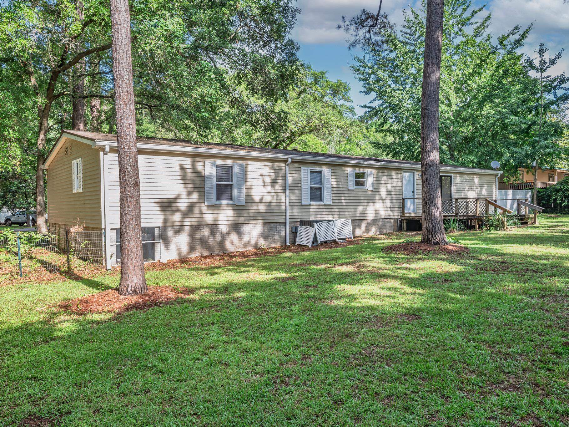 2081 Mistletoe Court, Tallahassee, Texas image 7