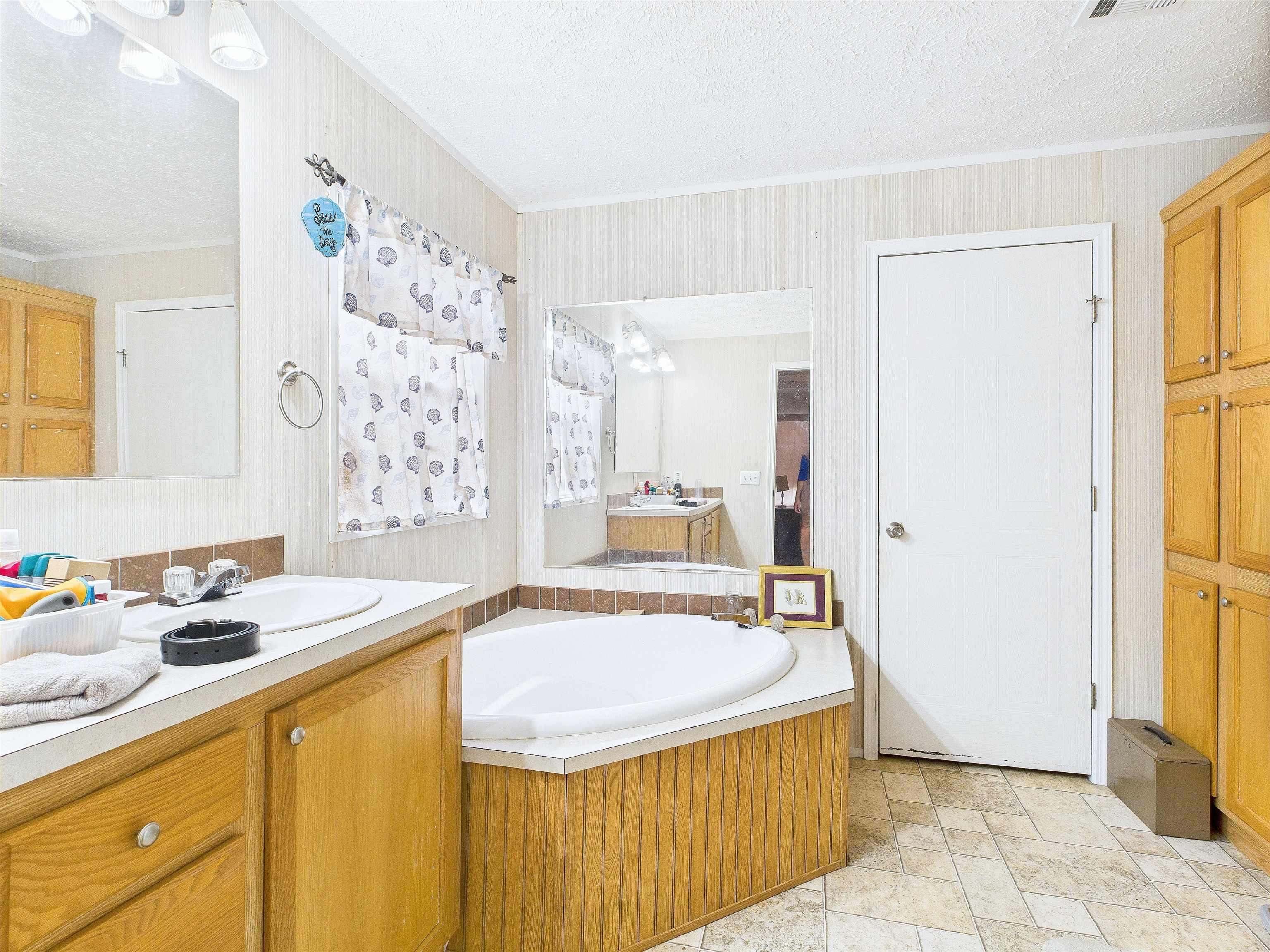 16258 E Royal Oak Drive, Keaton Beach, Texas image 15