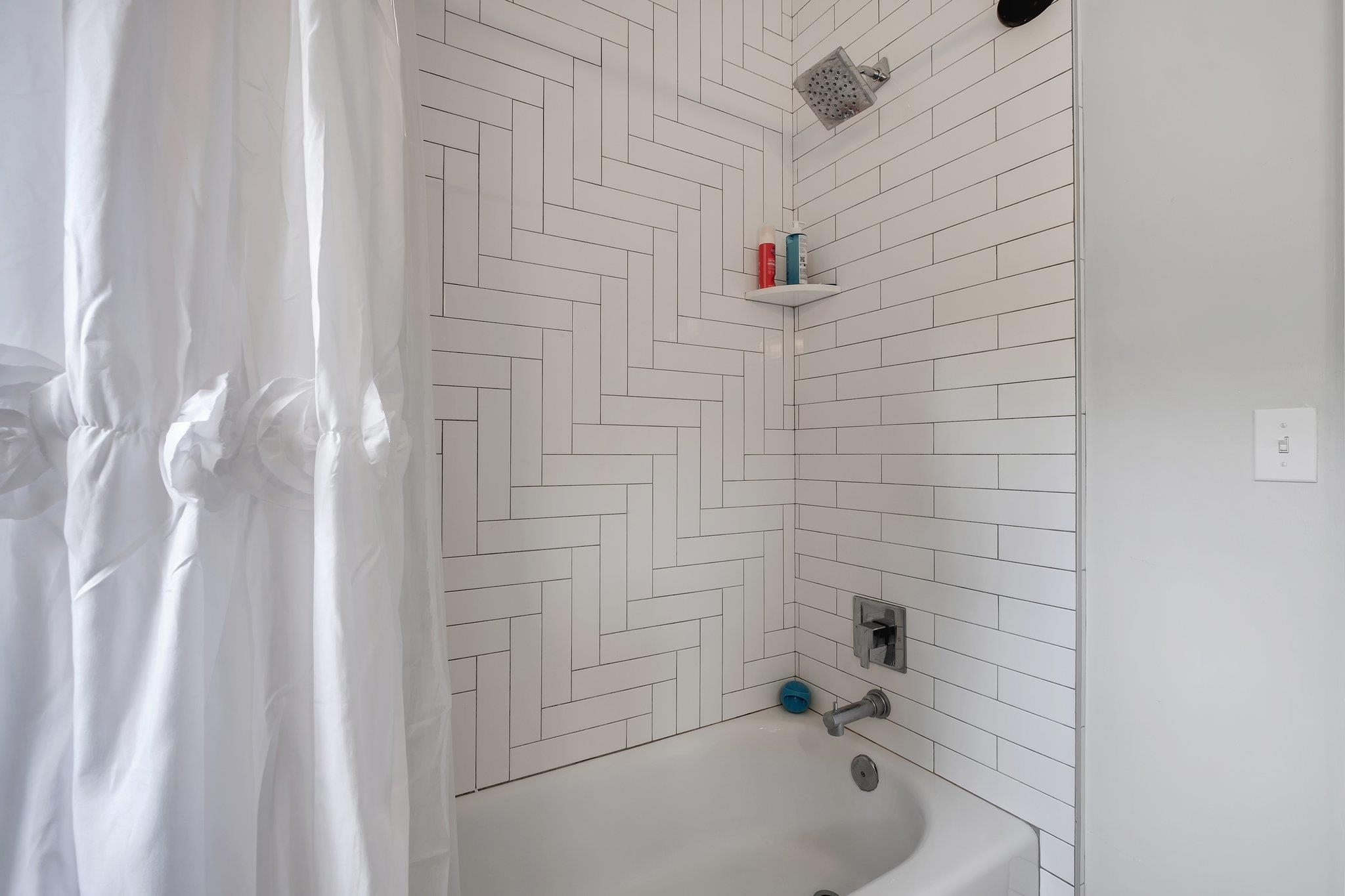 1256 N Bronough Street, Tallahassee, Florida image 27