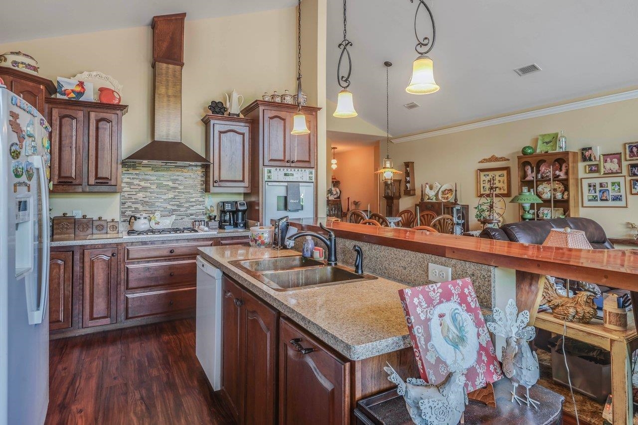 24064 Lanier Street, Tallahassee, Texas image 11