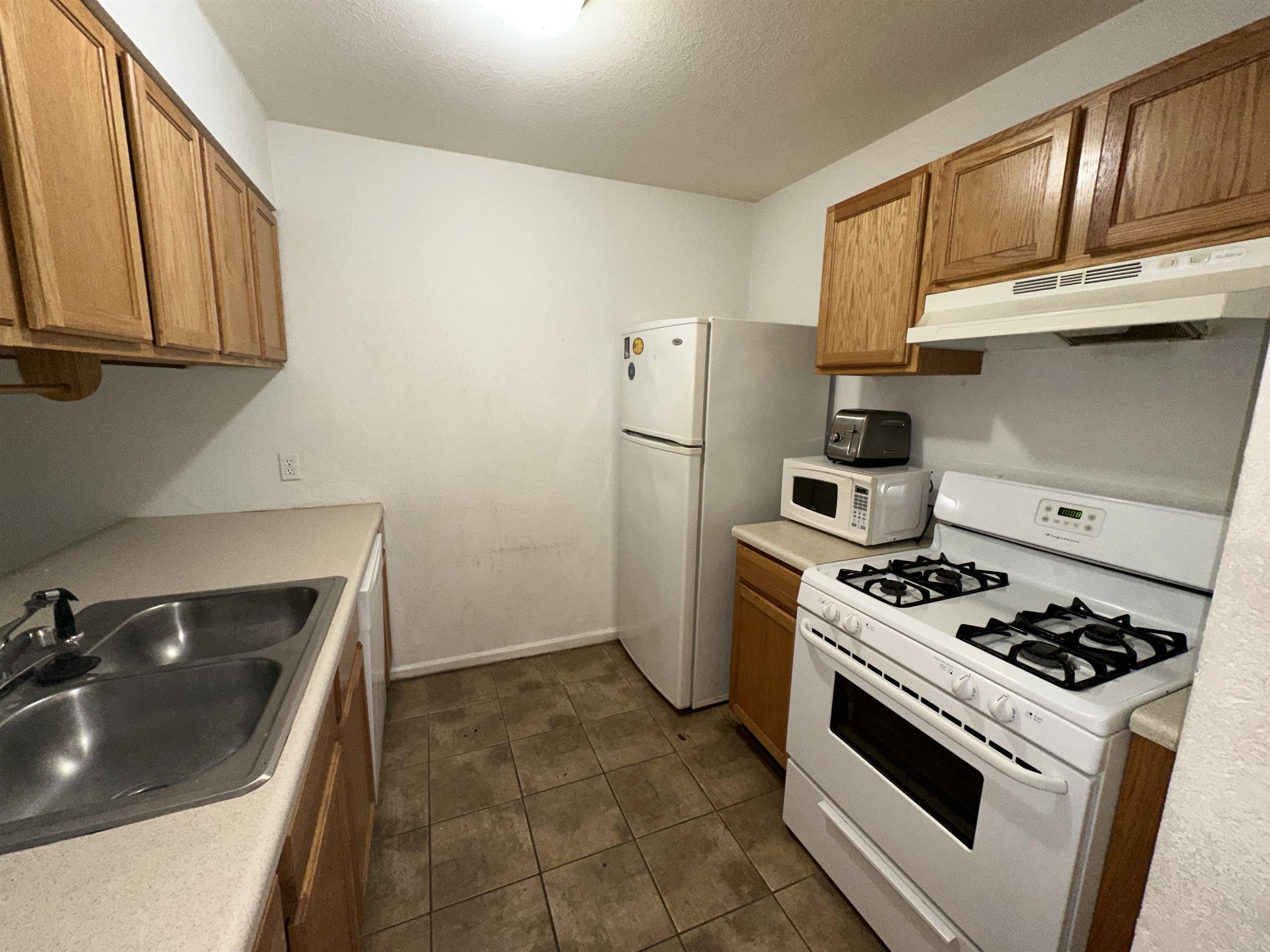 317 Mabry #424, Tallahassee, Florida image 4
