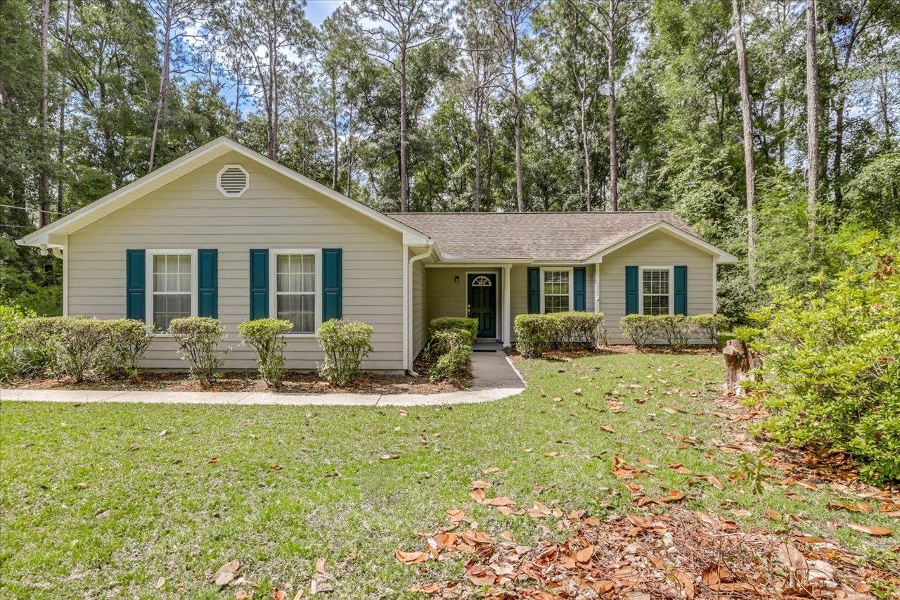 107 Edgewood Drive, Crawfordville, Texas image 1