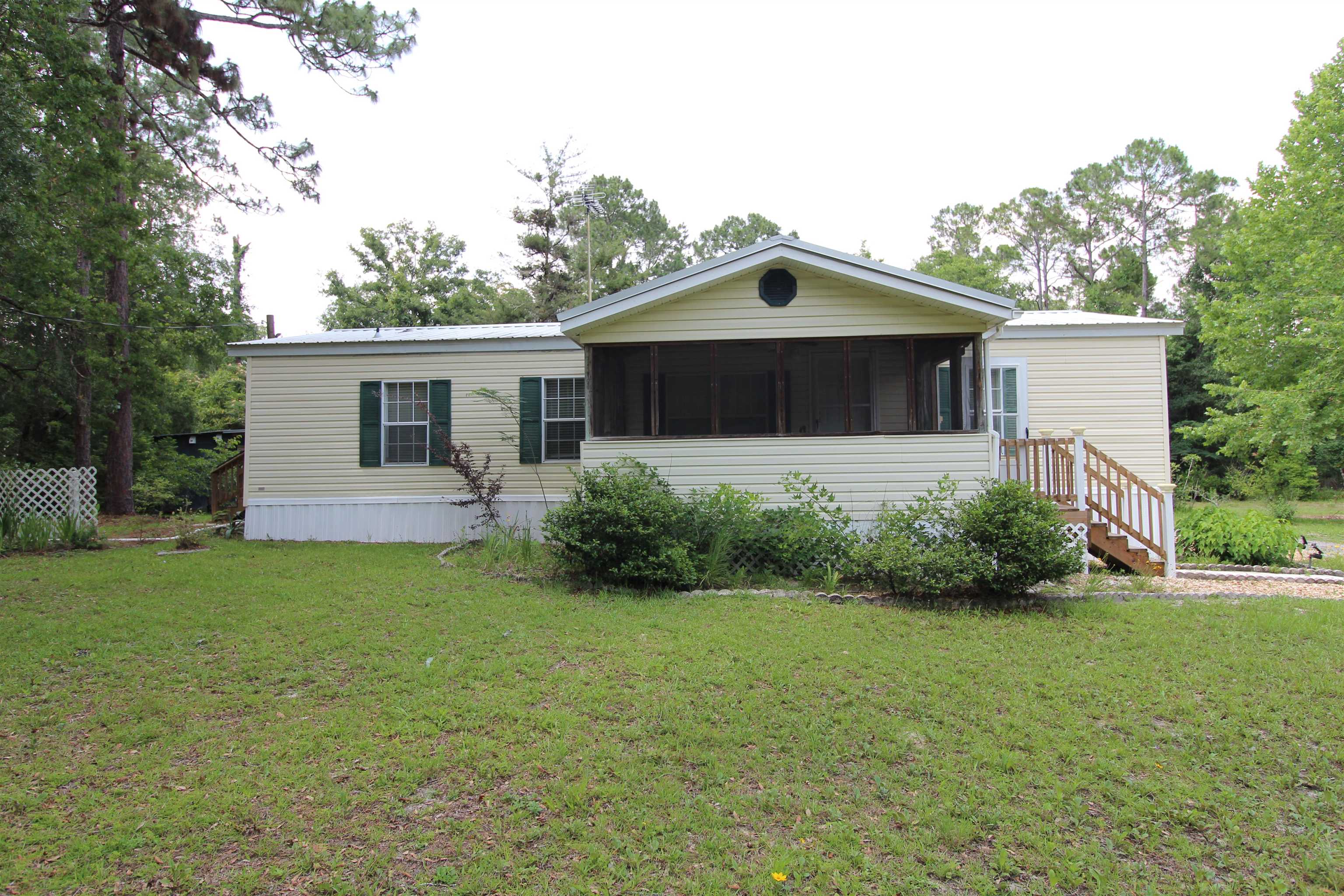 26 Robin Nest Ln, Crawfordville, Florida image 1