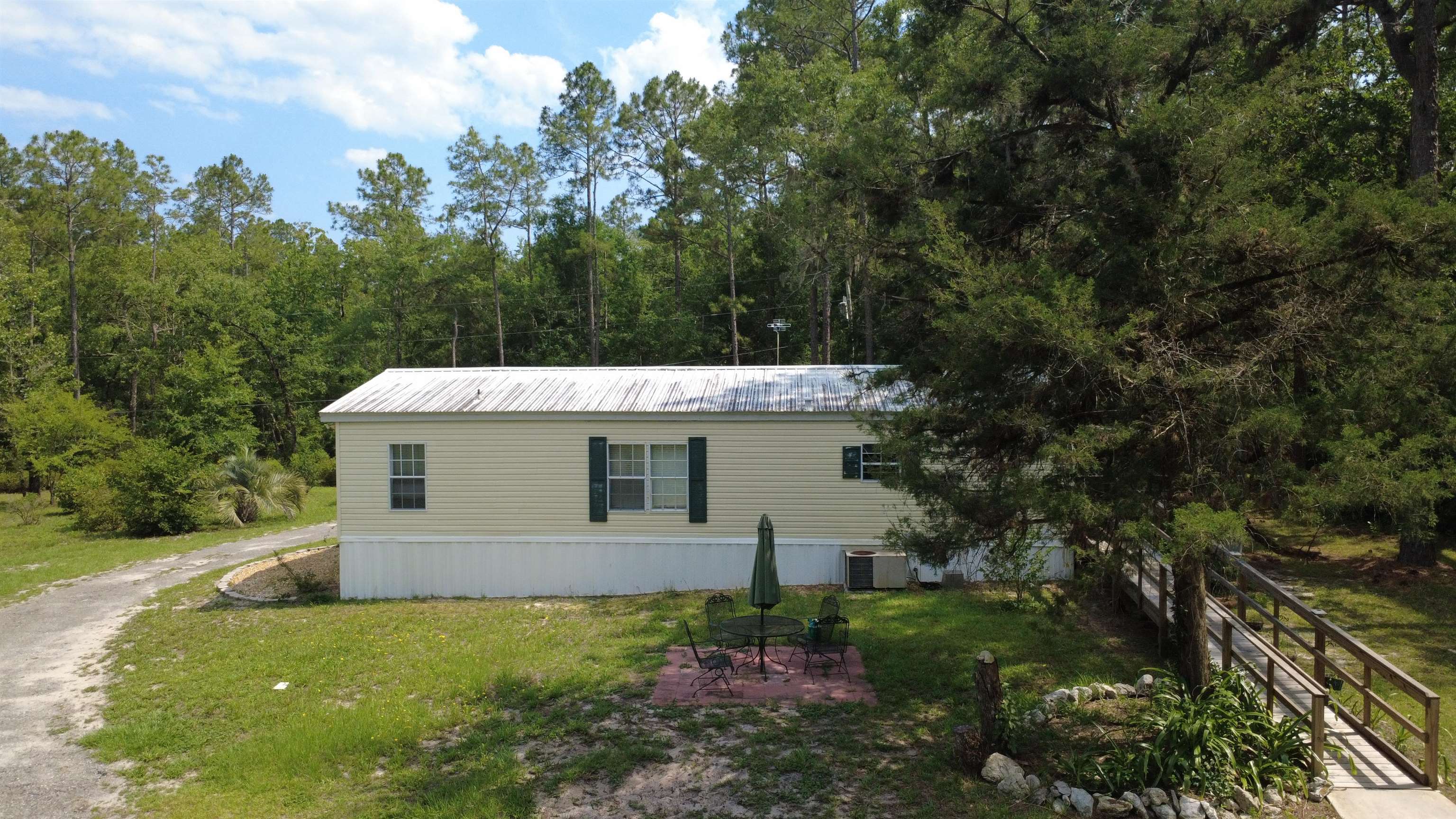 26 Robin Nest Ln, Crawfordville, Florida image 6