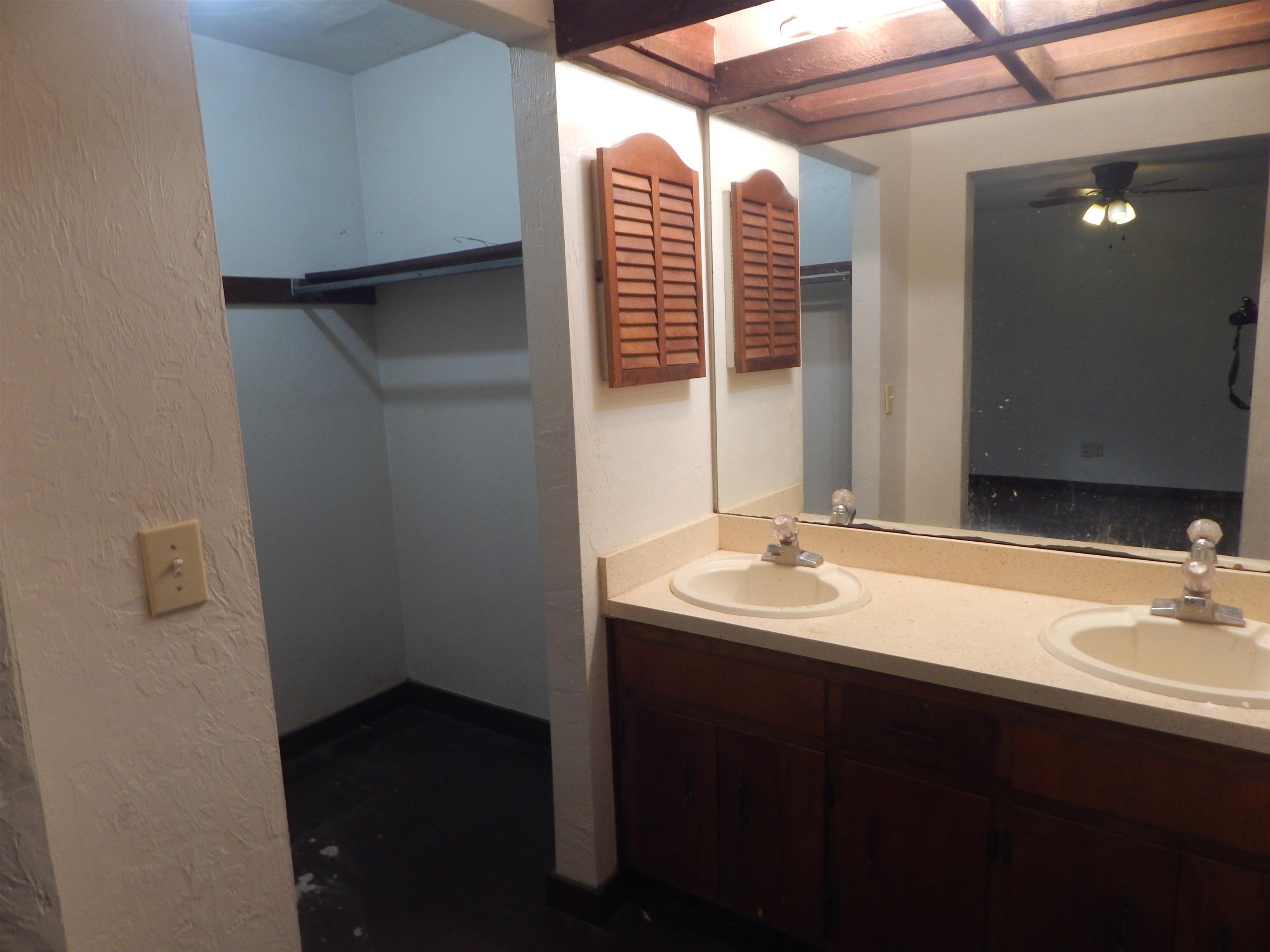 2420 Lanrell Drive, Tallahassee, Florida image 11