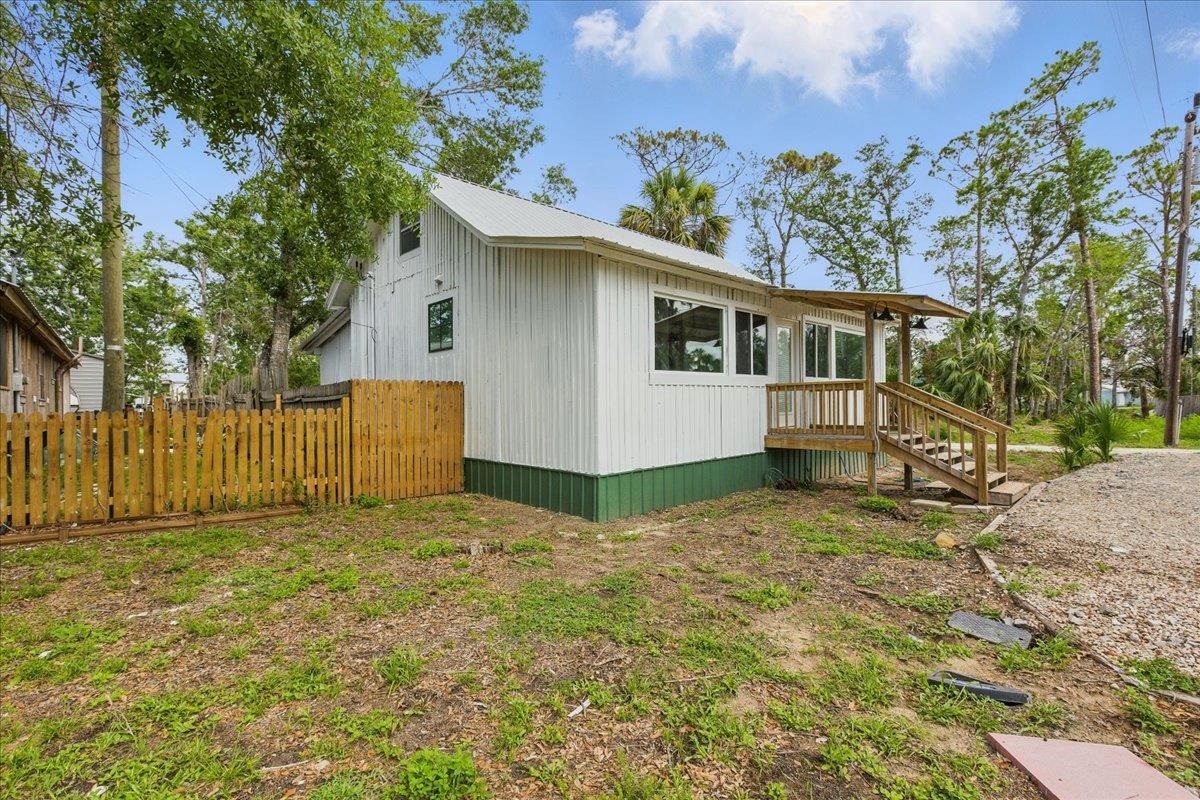 209 SE 10th Street, Steinhatchee, Florida image 12