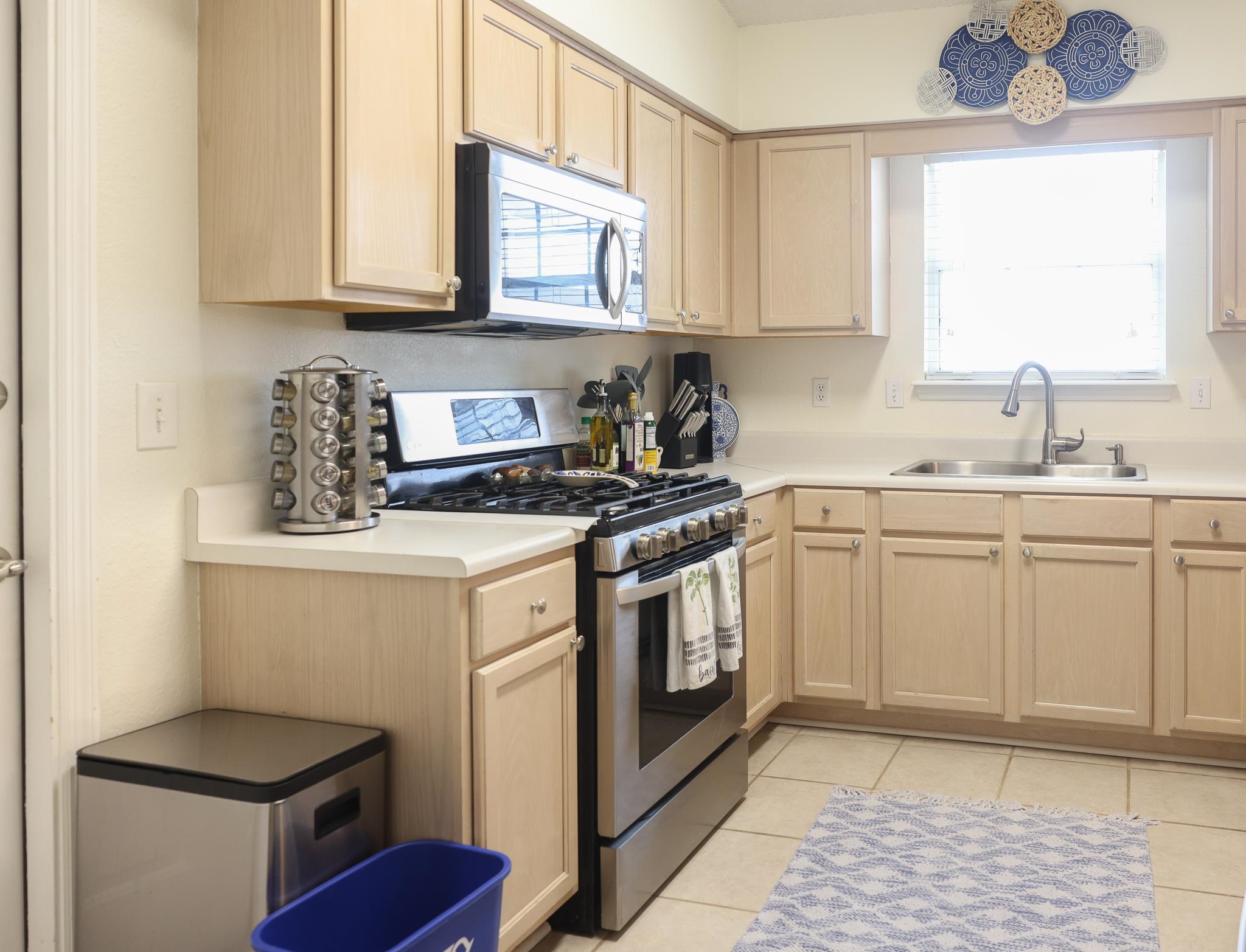 330 Dreadnaught Court, Tallahassee, Texas image 7