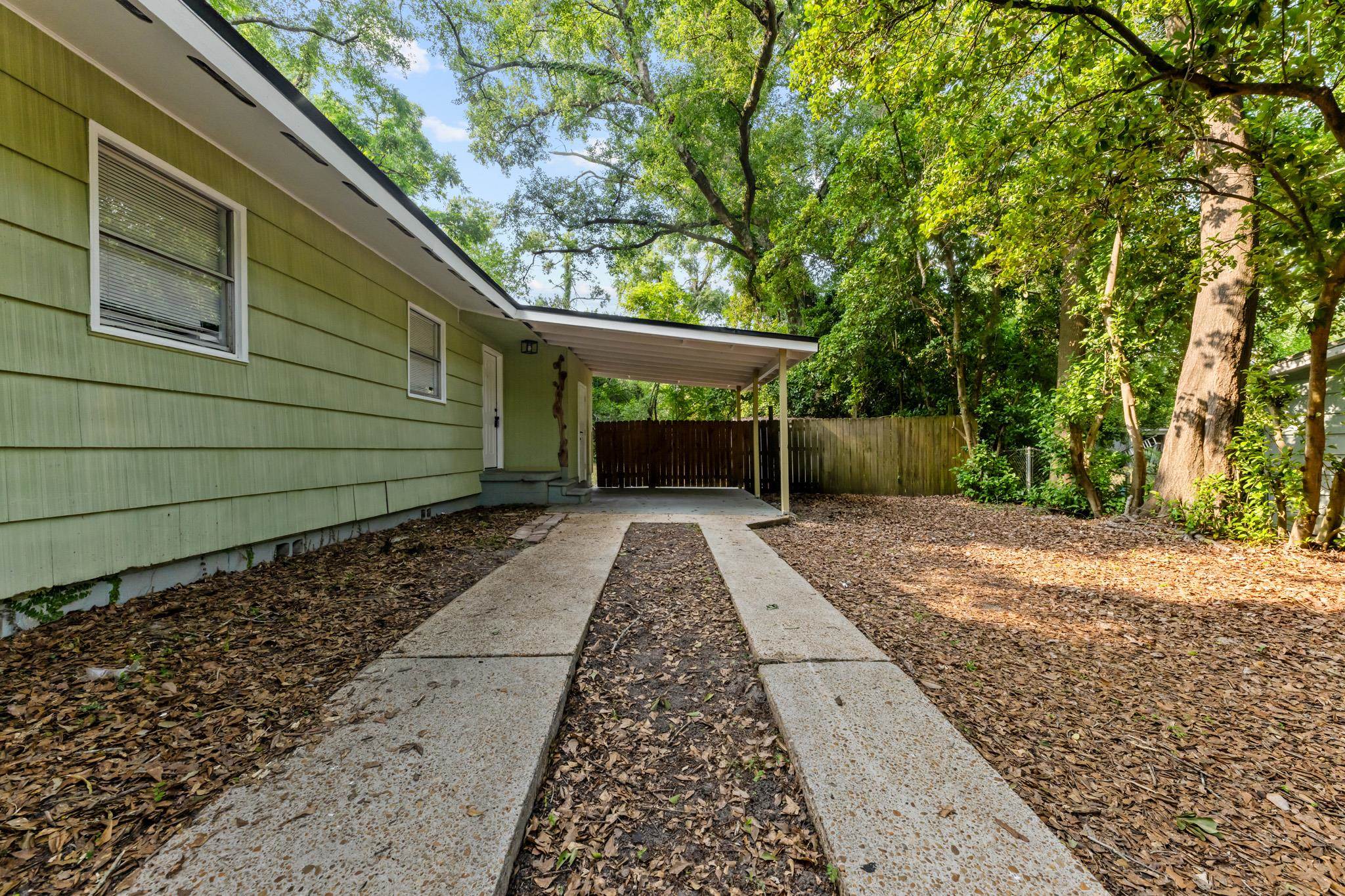 2131 Berkshire Drive, Tallahassee, Florida image 4