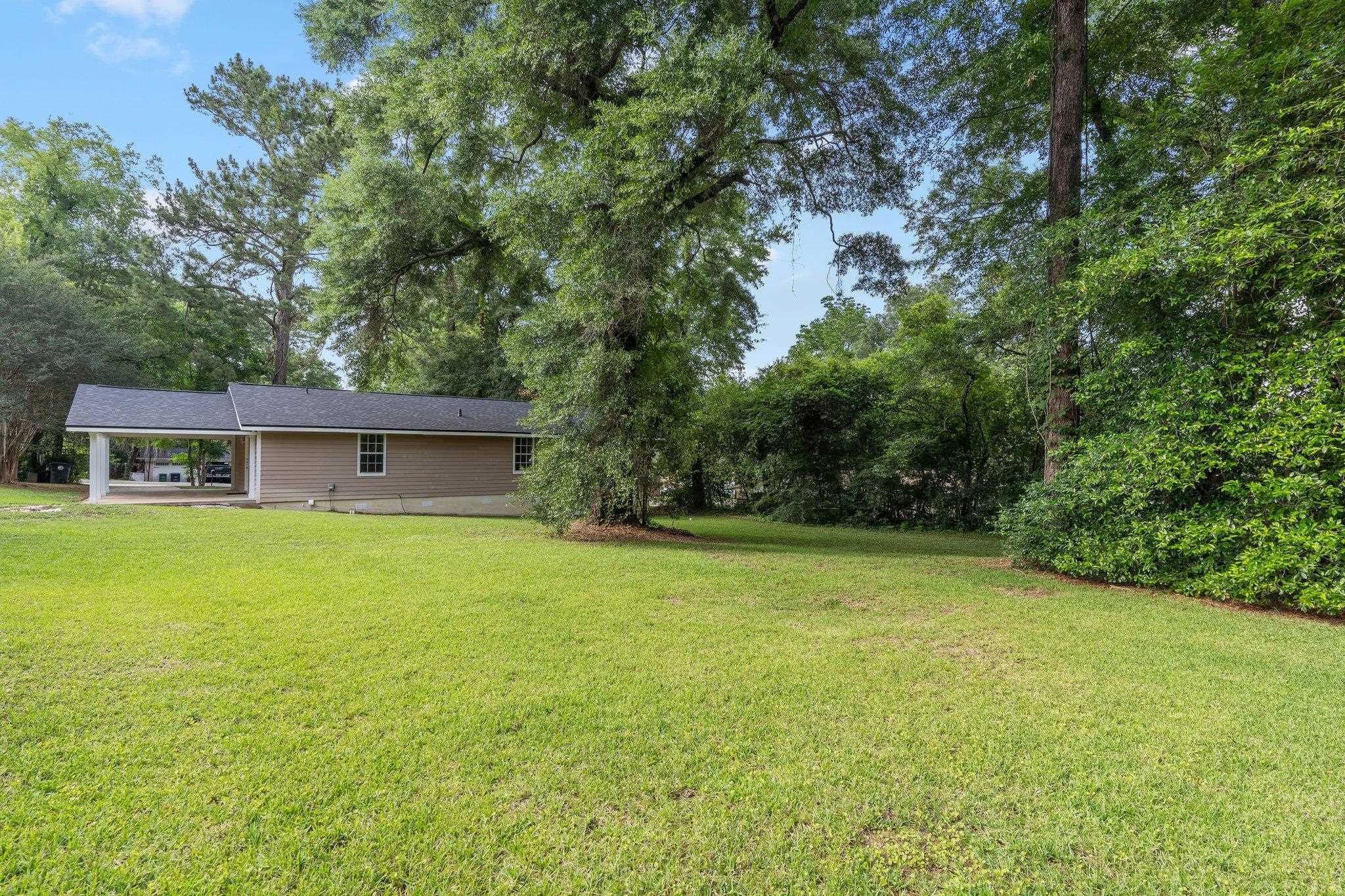 2103 Queenswood Drive, Tallahassee, Texas image 30