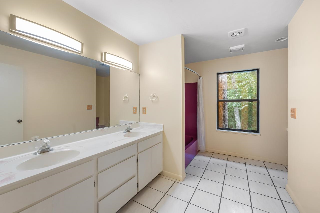 2769 Parramore Shores Road, Tallahassee, Florida image 21