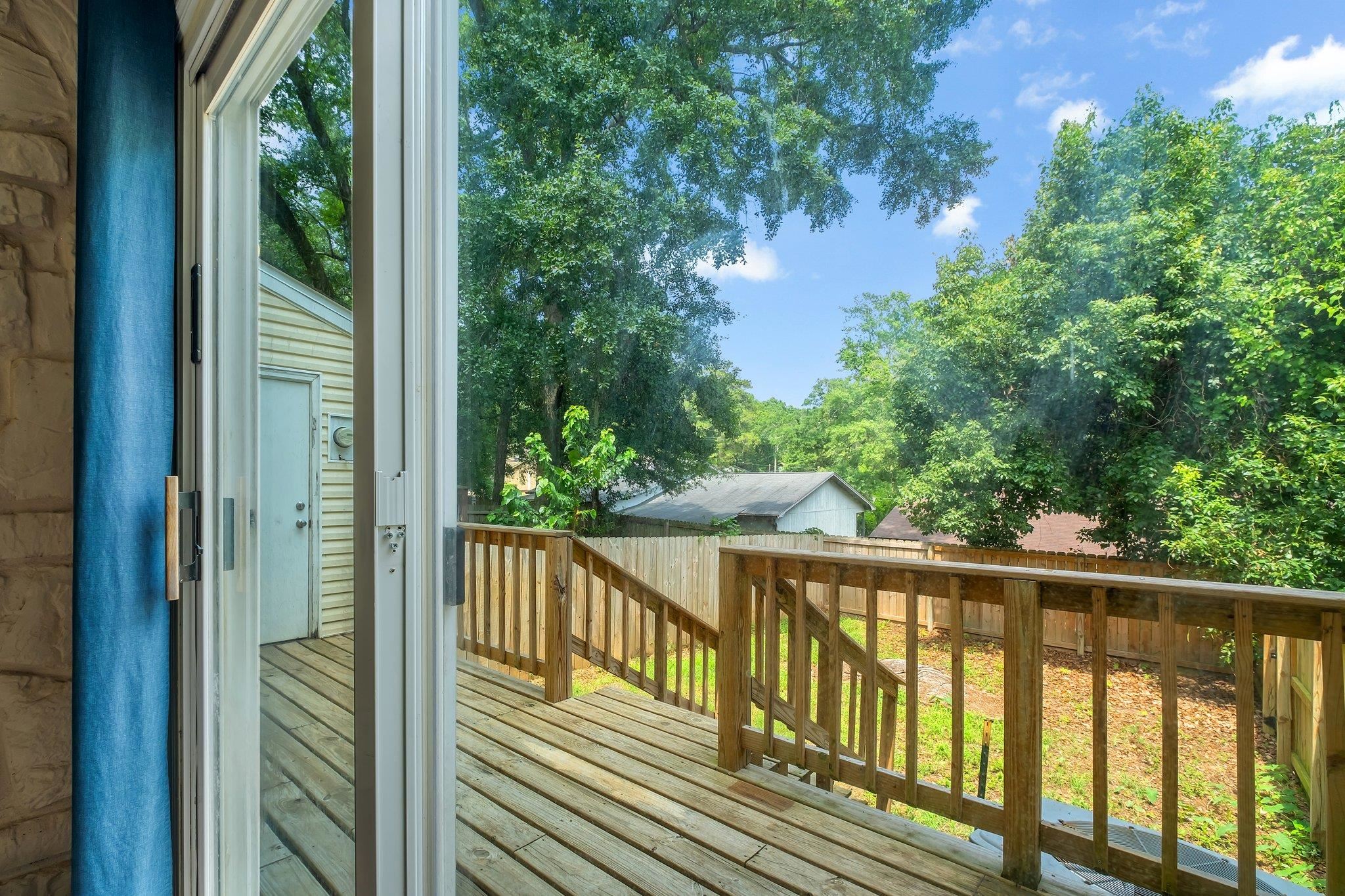 2395 Gregory Drive, Tallahassee, Texas image 15