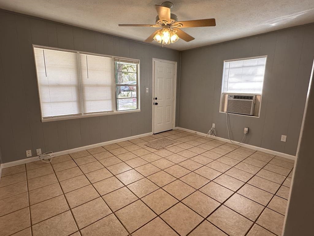 316 W Florida Street, Perry, Florida image 4