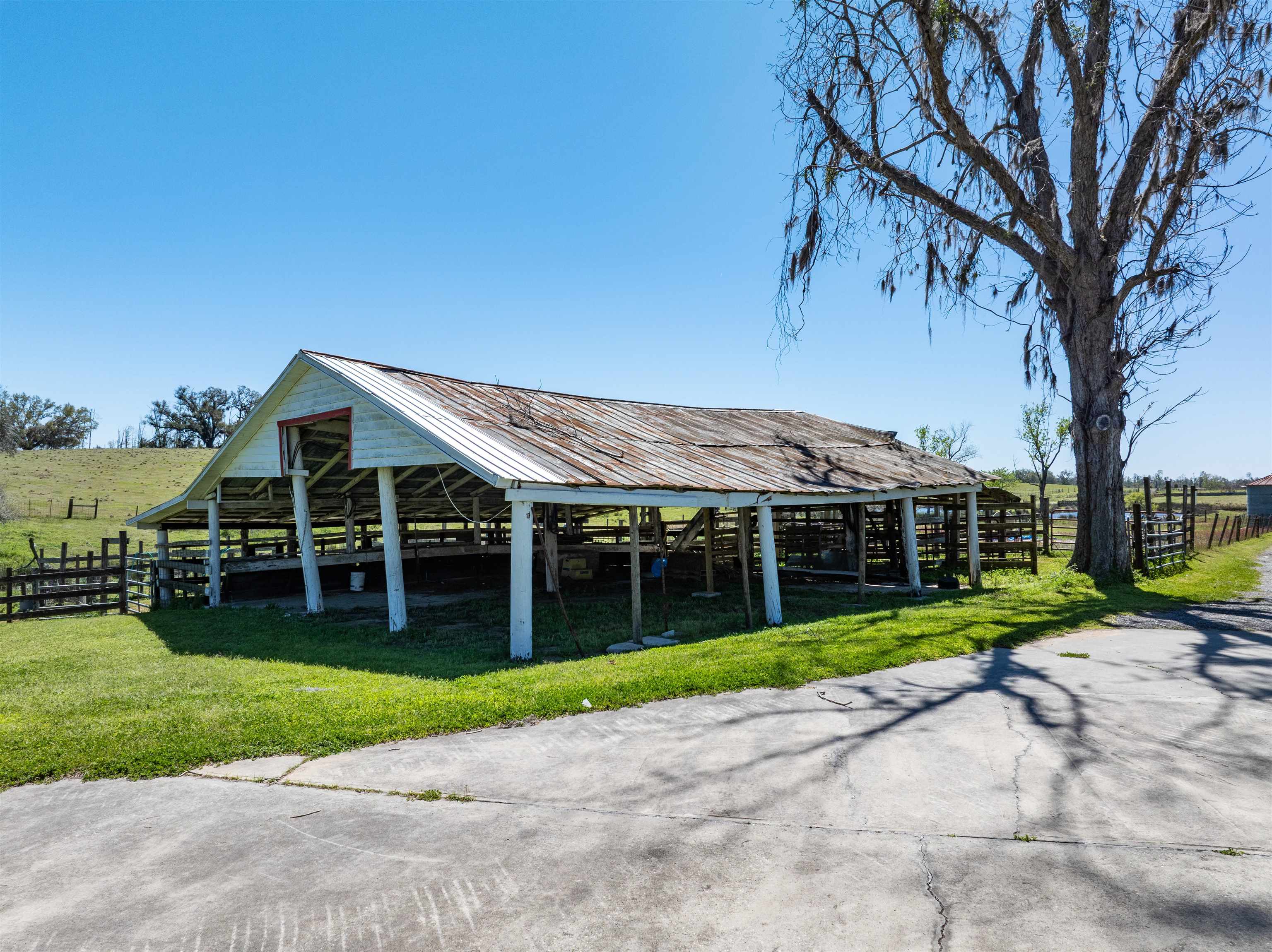 511 SW Sundown Creek Road, Madison, Texas image 15