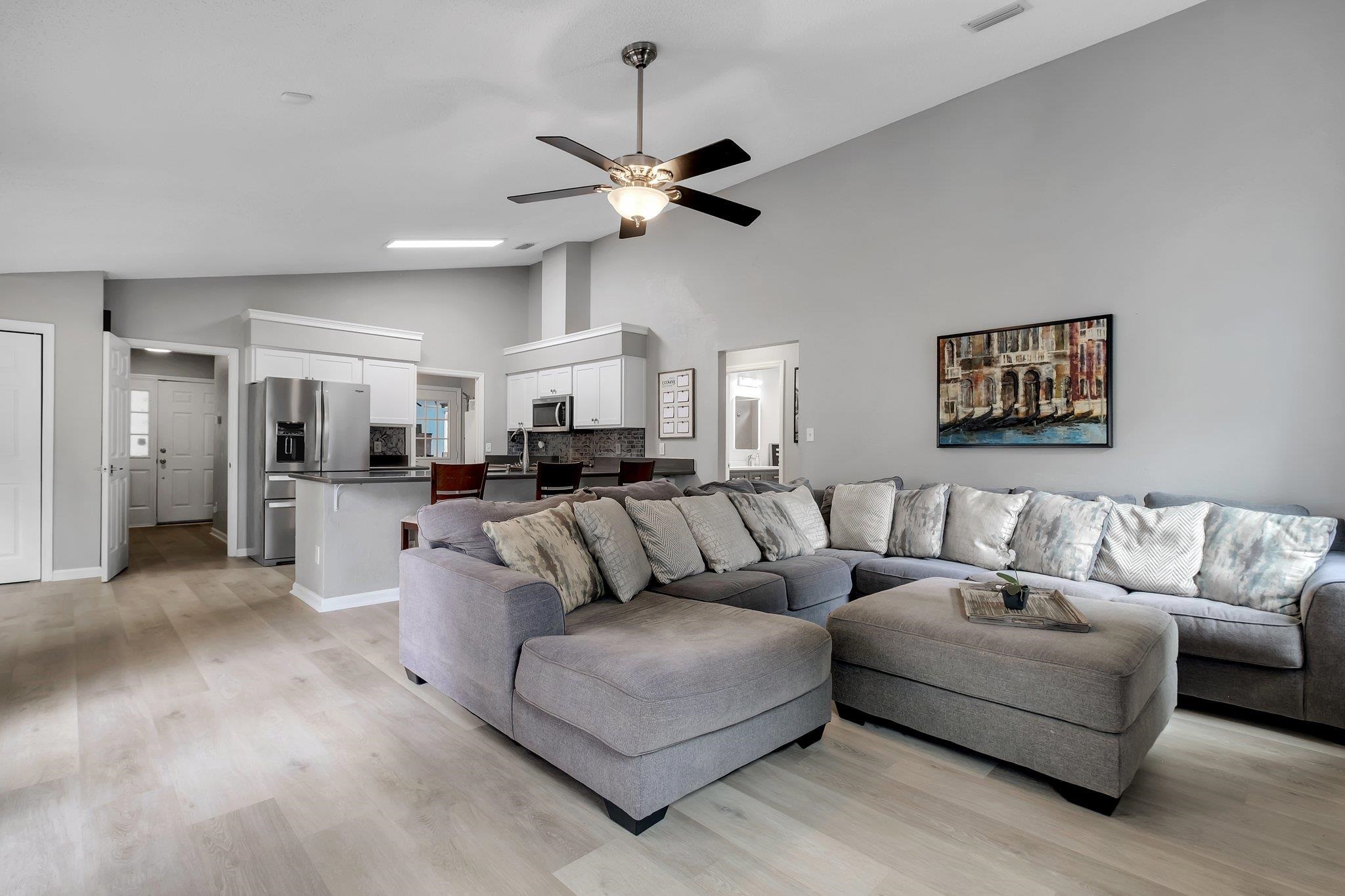 2042 Dyrehaven Drive, Tallahassee, Florida image 7