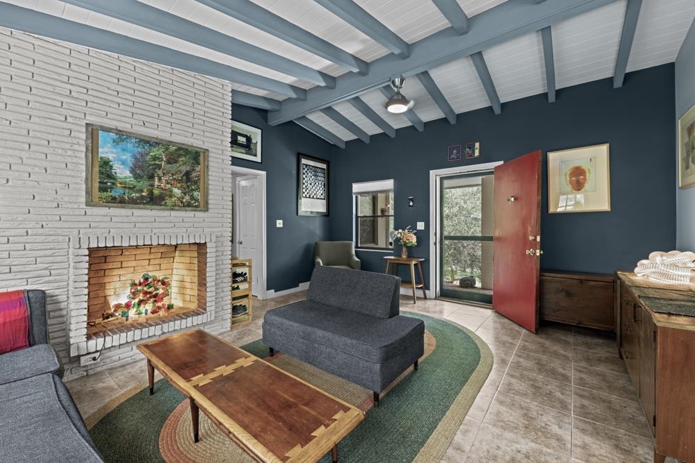 1802 W Indianhead Drive, Tallahassee, Florida image 14