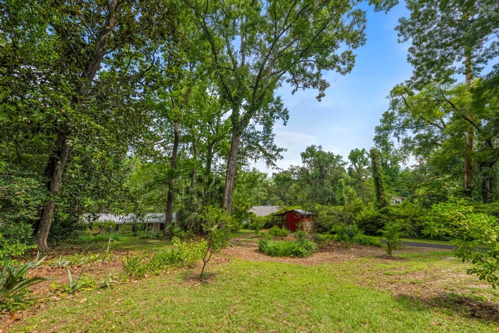1802 W Indianhead Drive, Tallahassee, Florida image 32