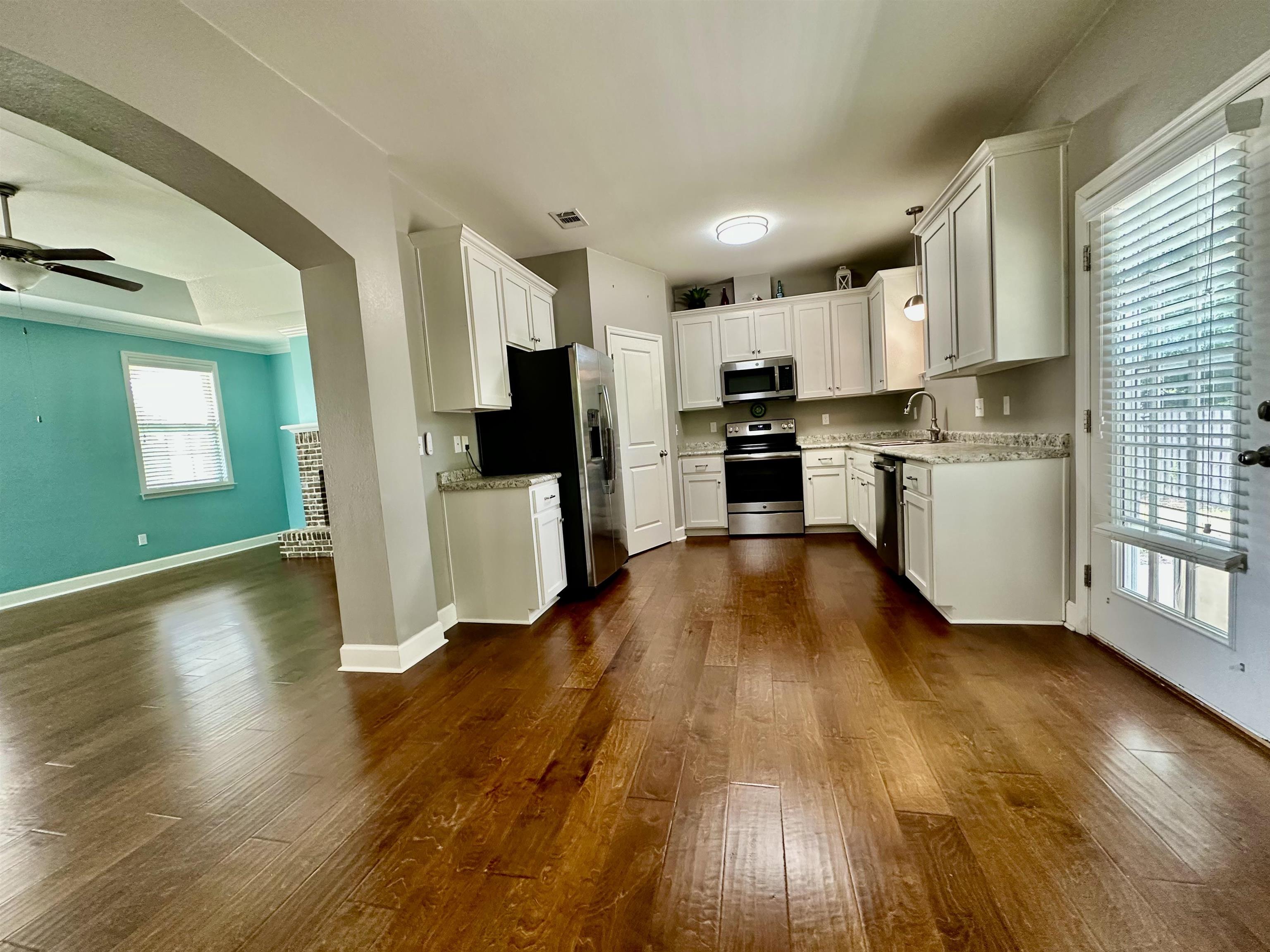 132 Juniper Drive, Crawfordville, Florida image 2