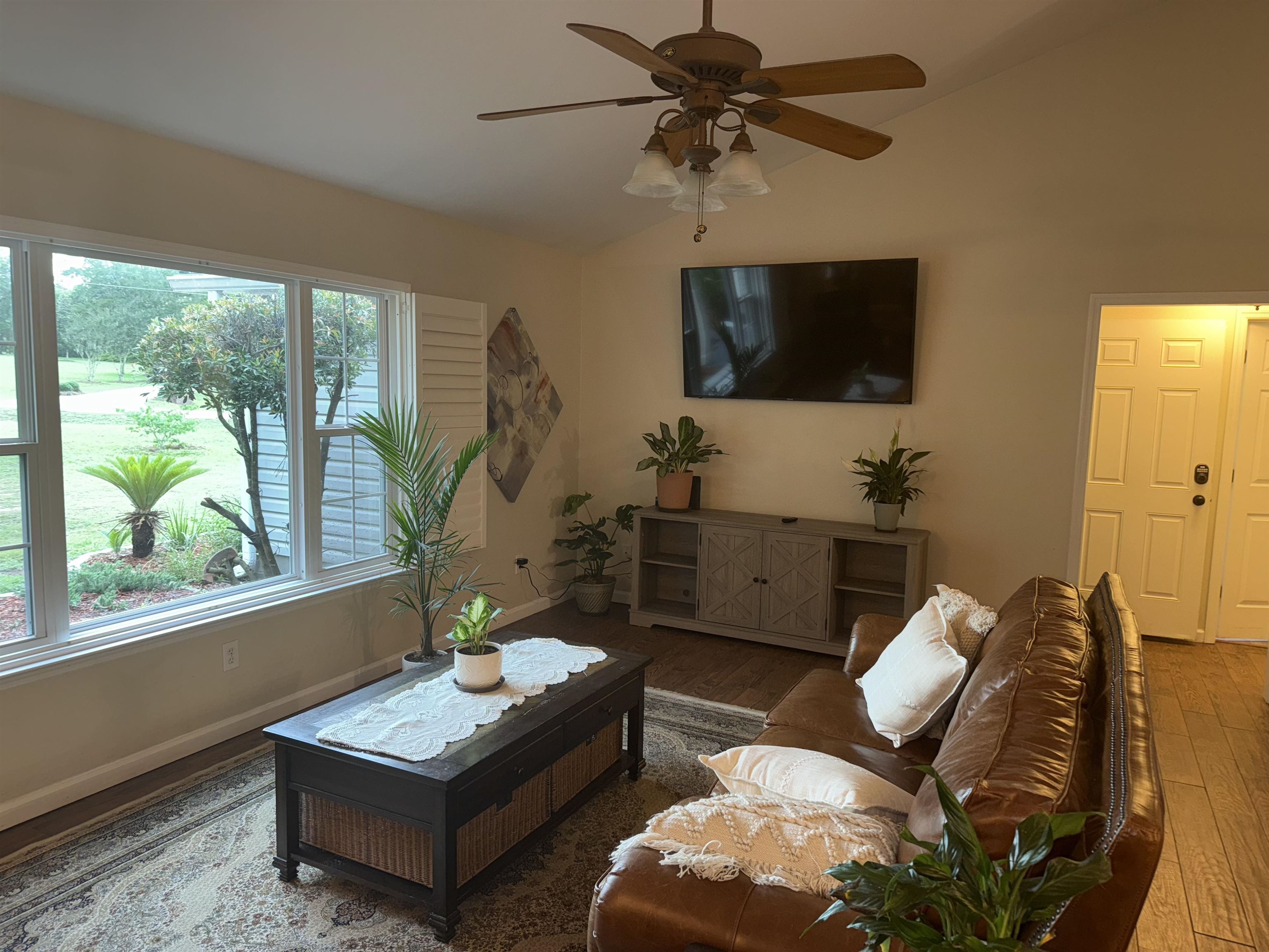 1571 Lake Mccollum Court, Tallahassee, Florida image 2