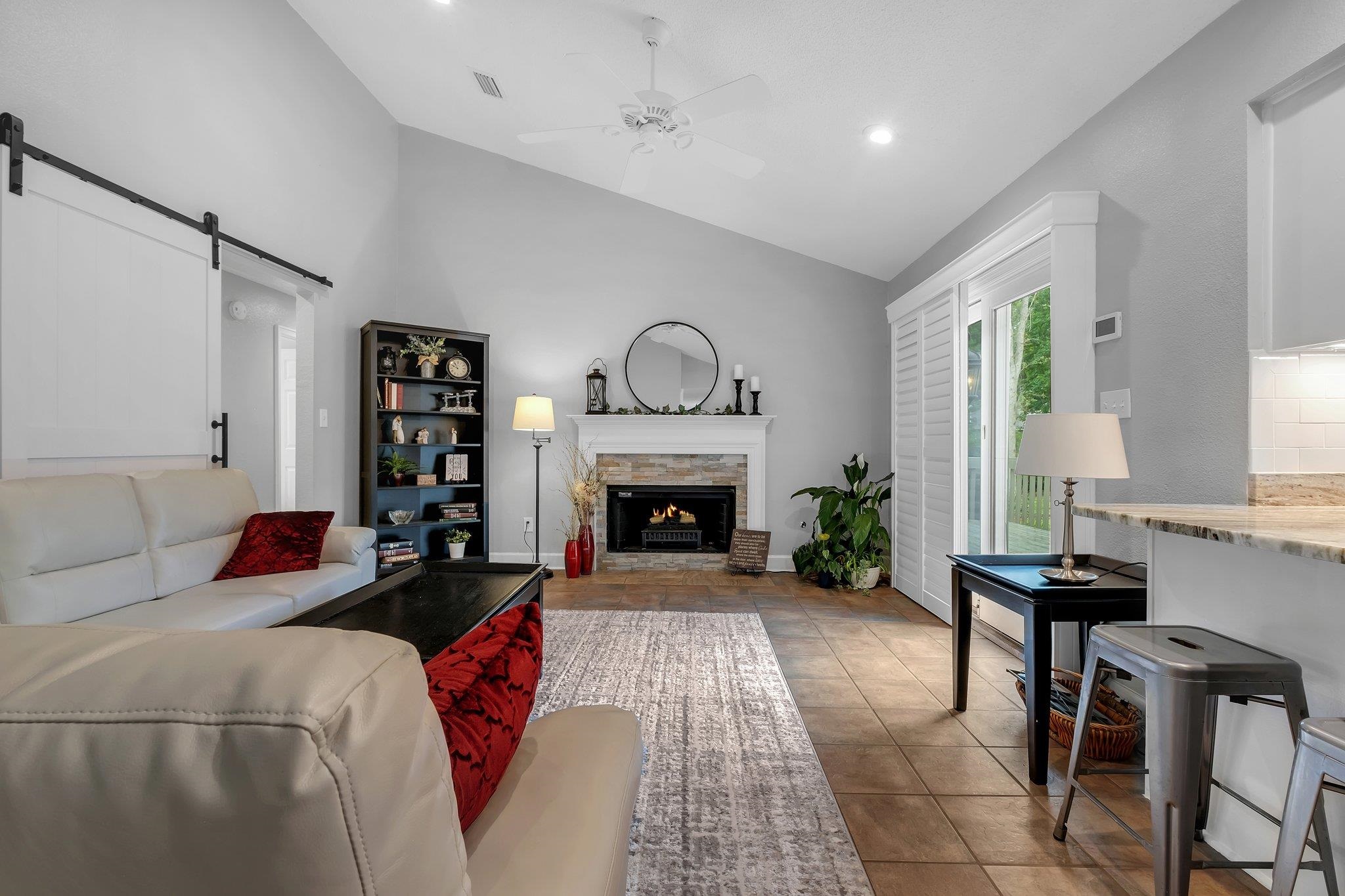 2310 Chester Court, Tallahassee, Texas image 11