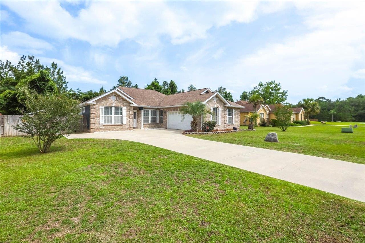 37 Saralan Garden Drive, Crawfordville, Texas image 3