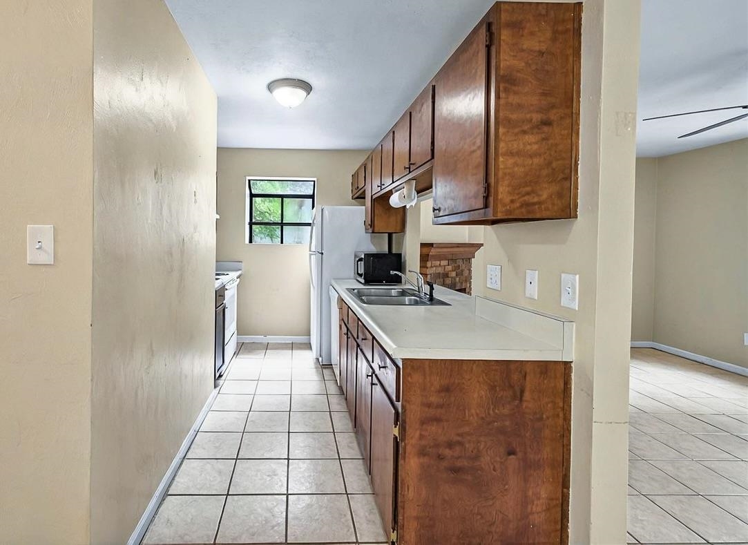 3017 Rain Valley Circle, Tallahassee, Florida image 5