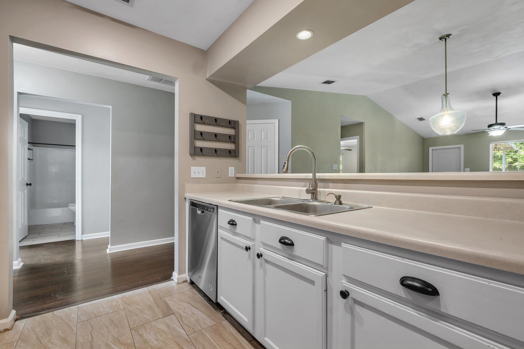 7326 Hollis Street, Tallahassee, Florida image 9