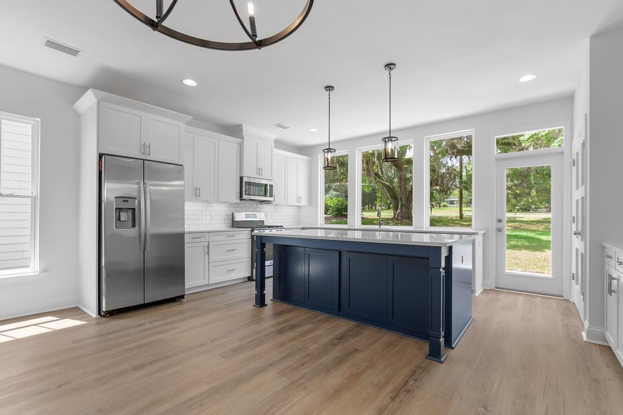 1426 Landon Hills Drive, Tallahassee, Florida image 2