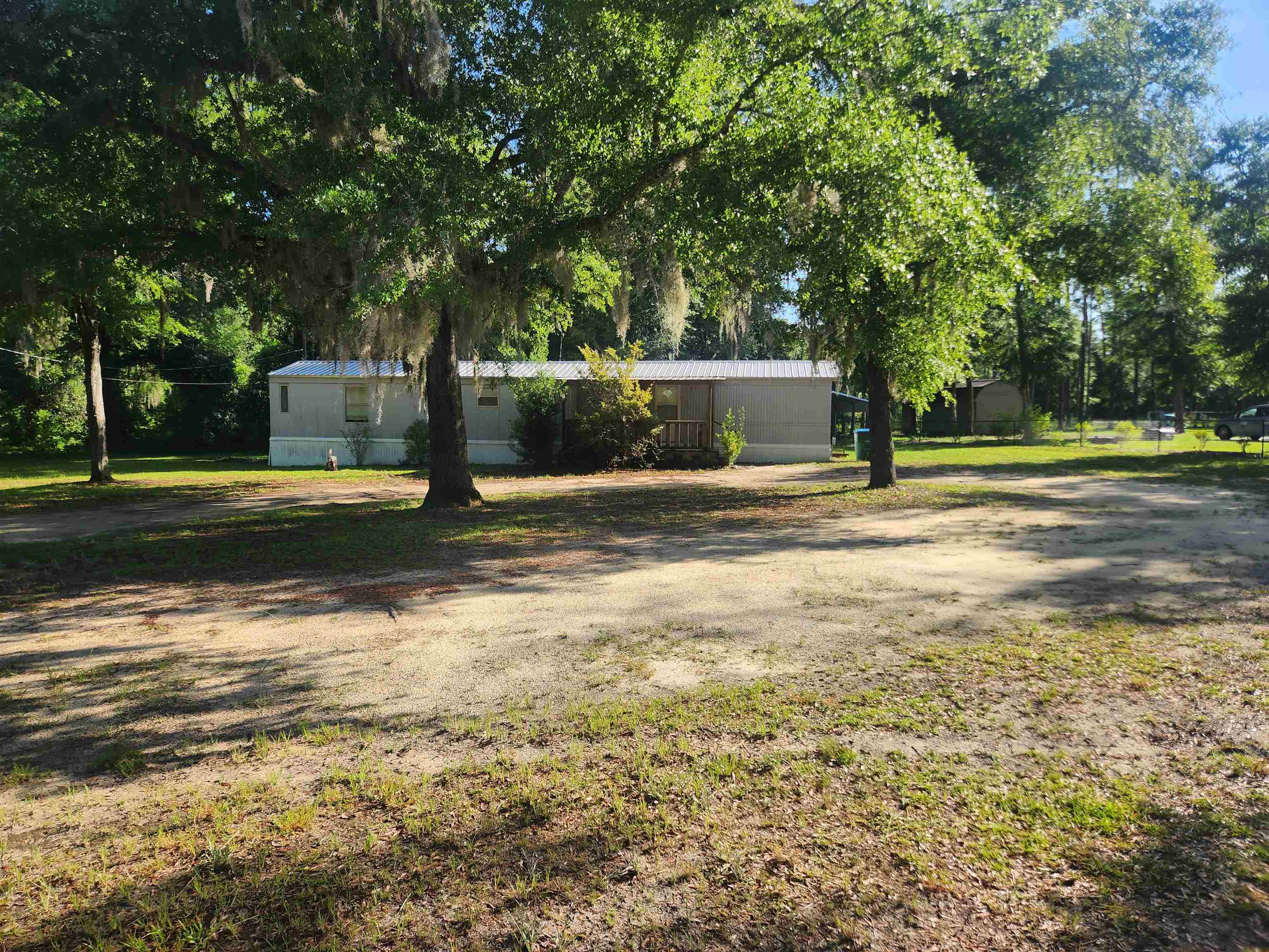 12238 NW Freeman Road, Bristol, Florida image 1