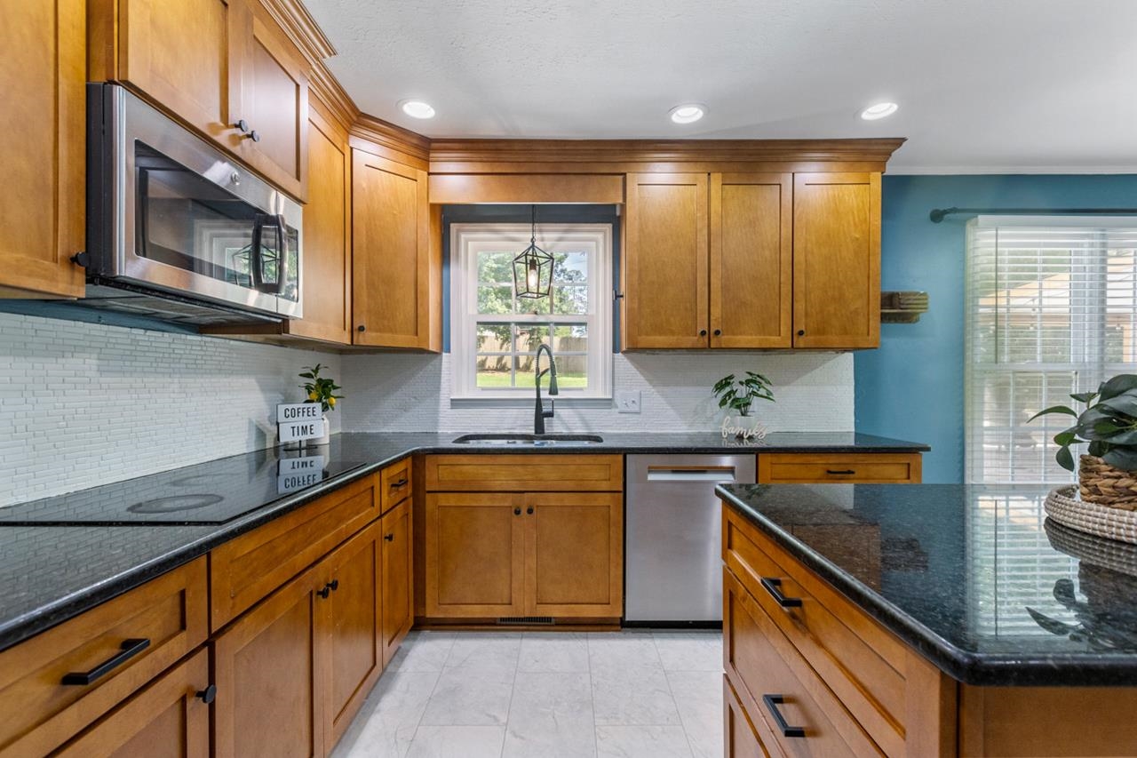 3907 Leane Drive, Tallahassee, Florida image 16