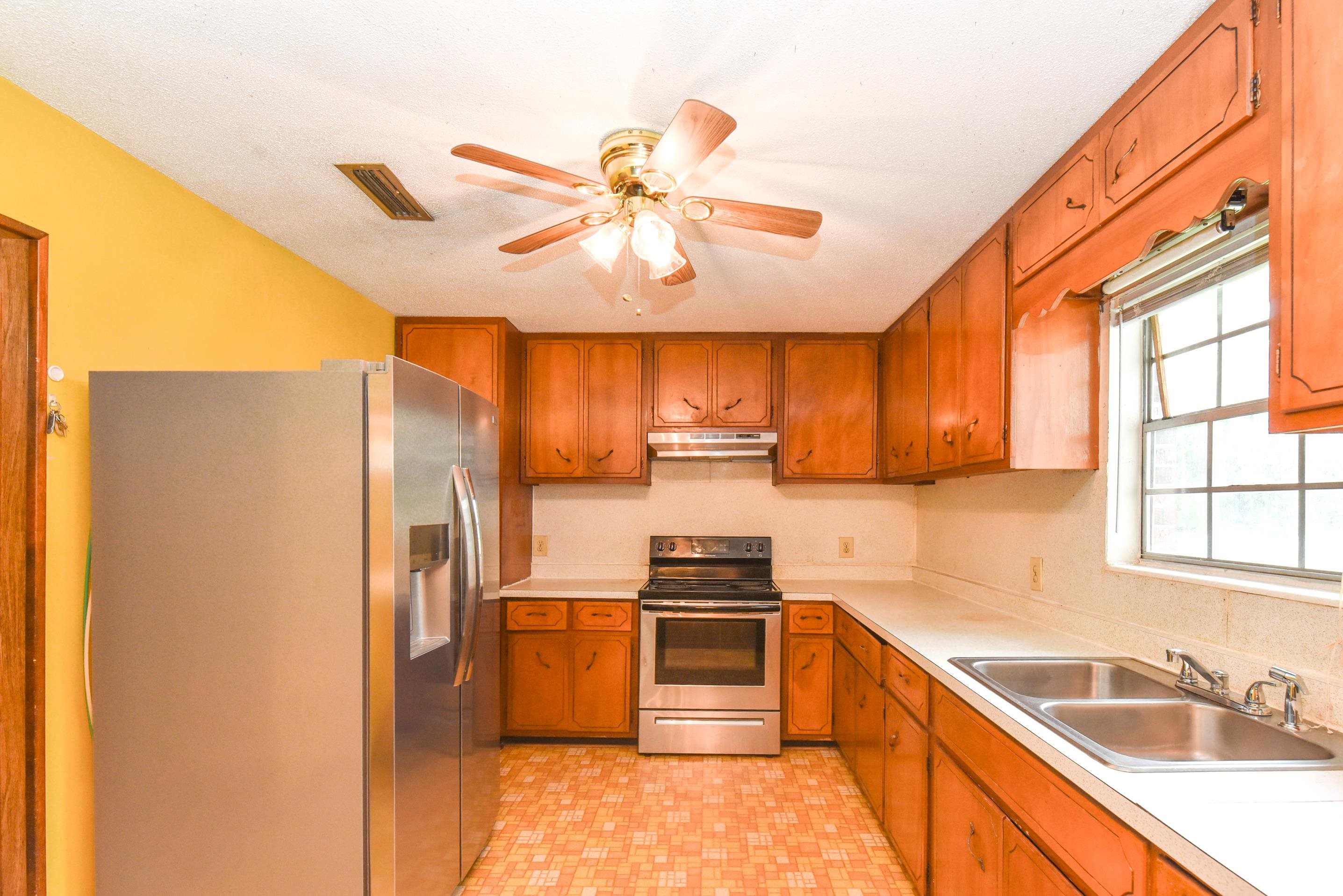 2432 Brookhaven Court, Tallahassee, Florida image 7