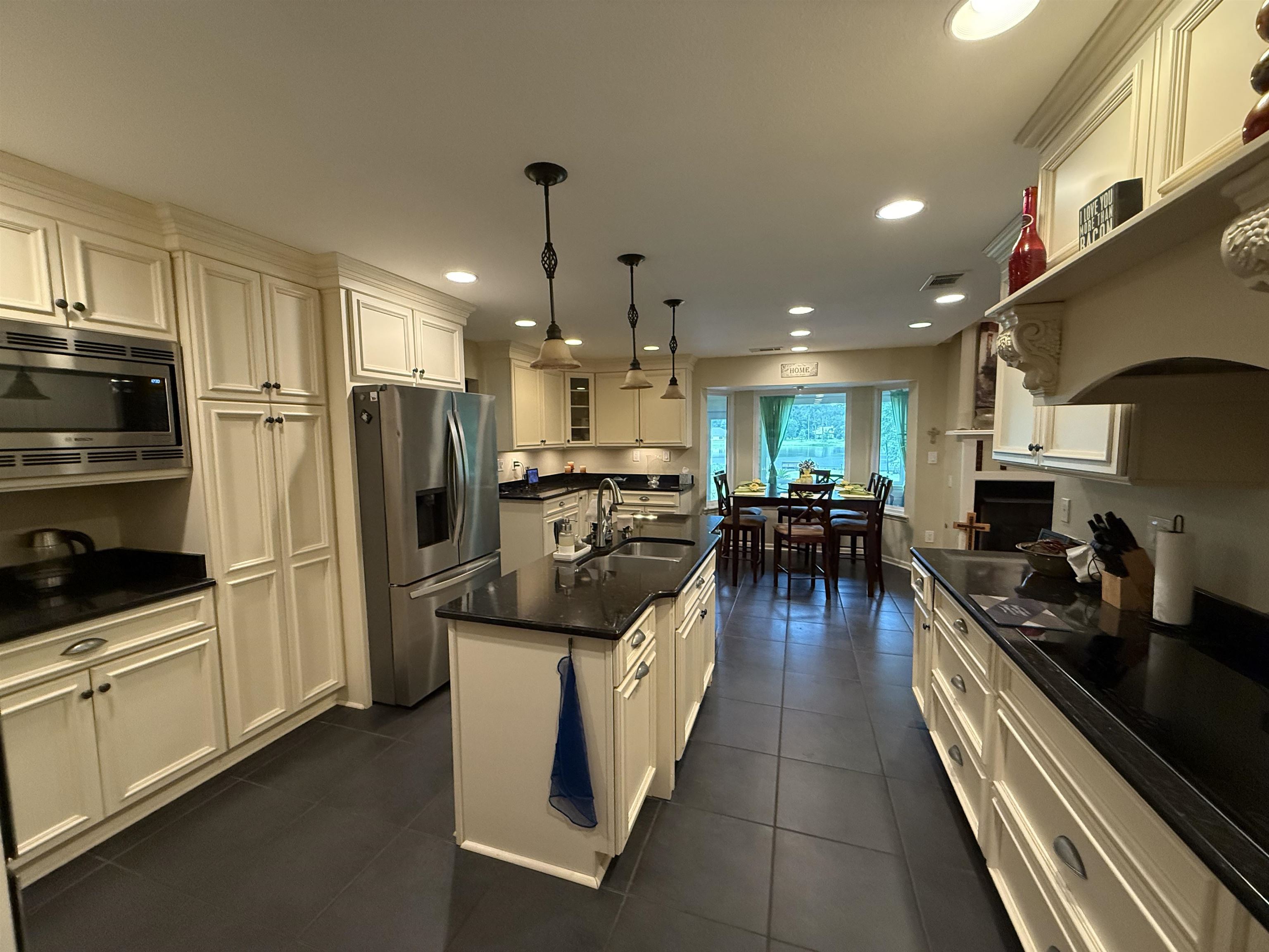 433 Frances Drive, Havana, Florida image 2