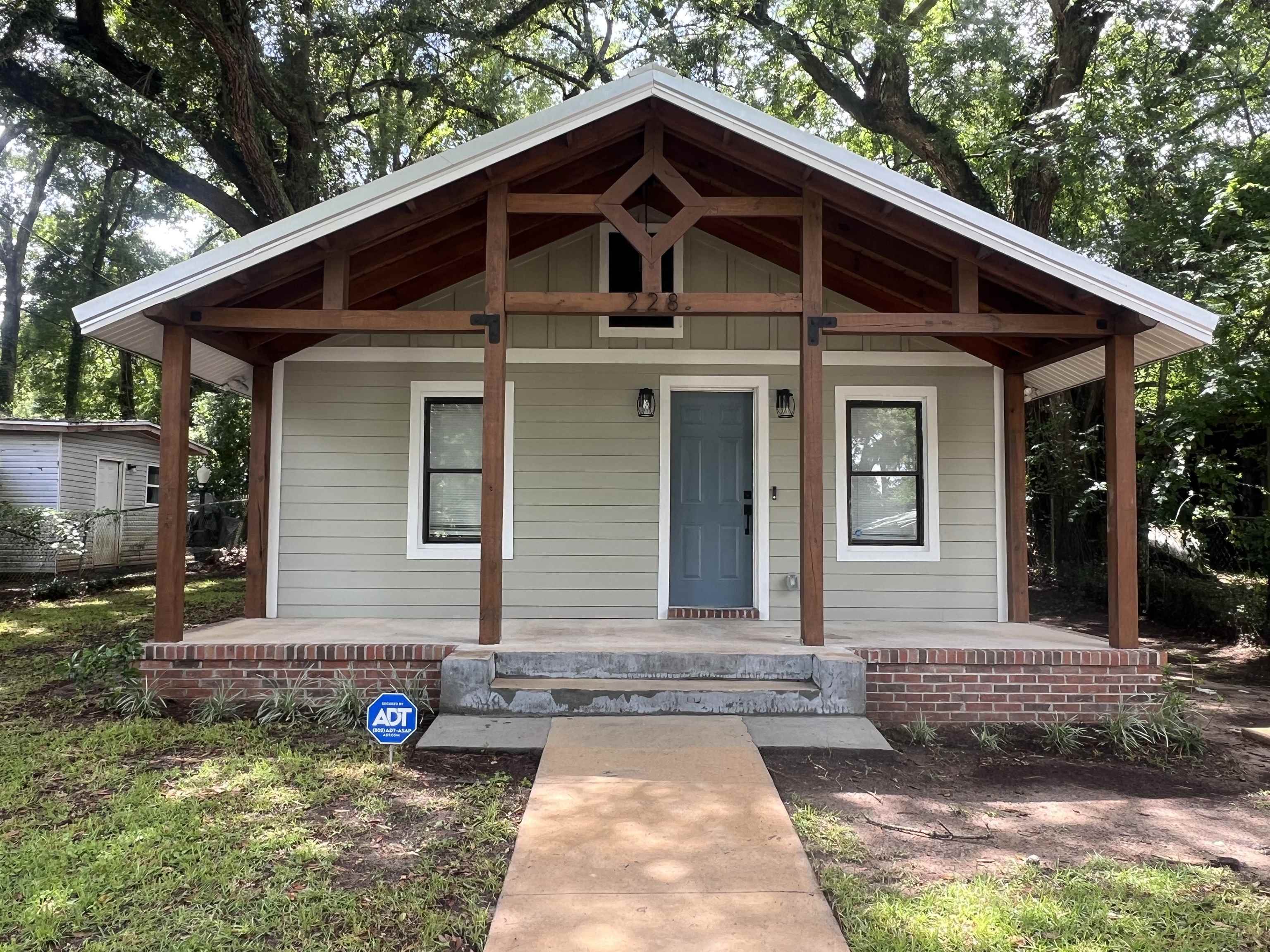 228 Bradley Street, Quincy, Florida image 1