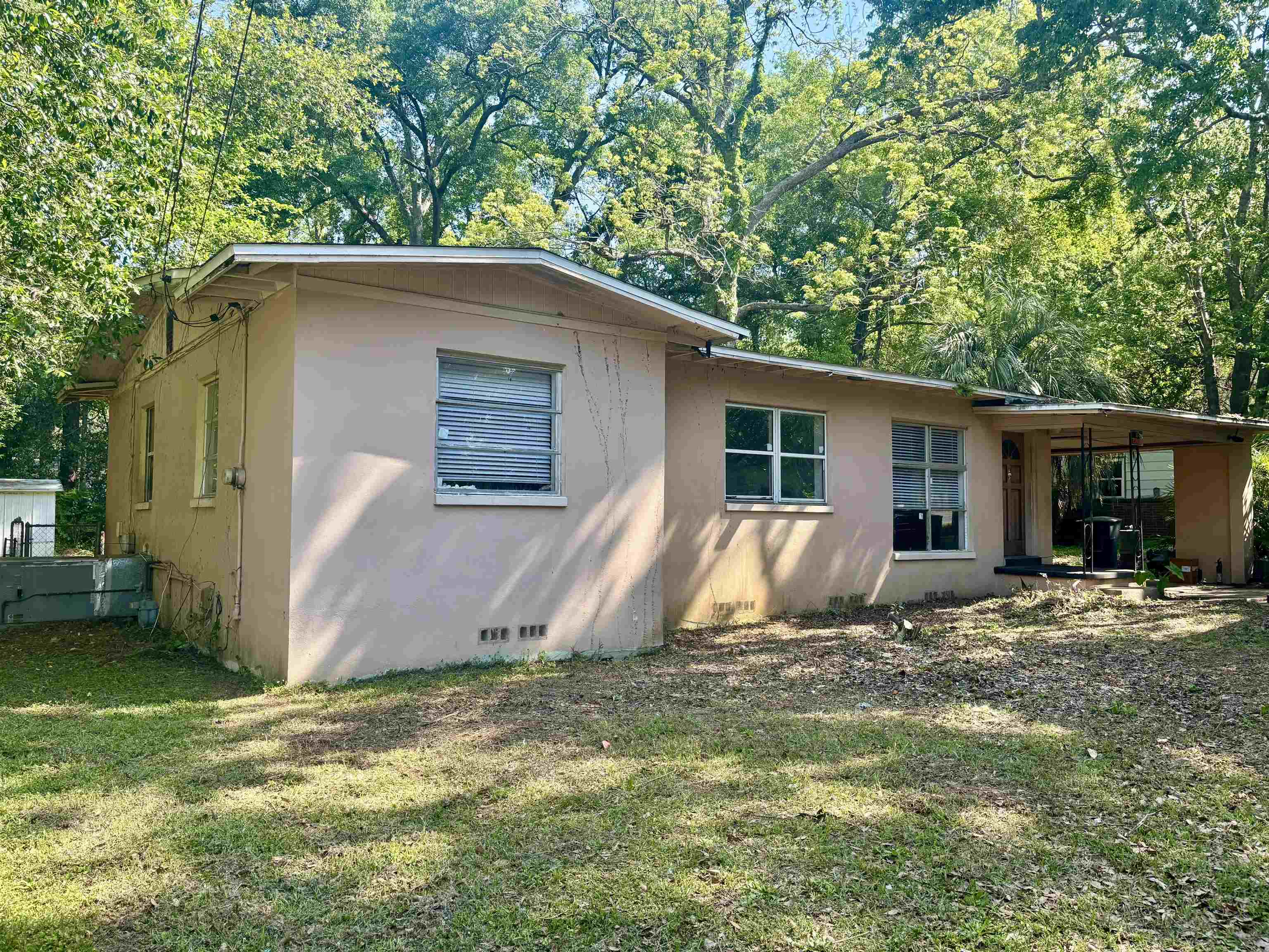 1402 W Tharpe Street, Tallahassee, Florida image 1