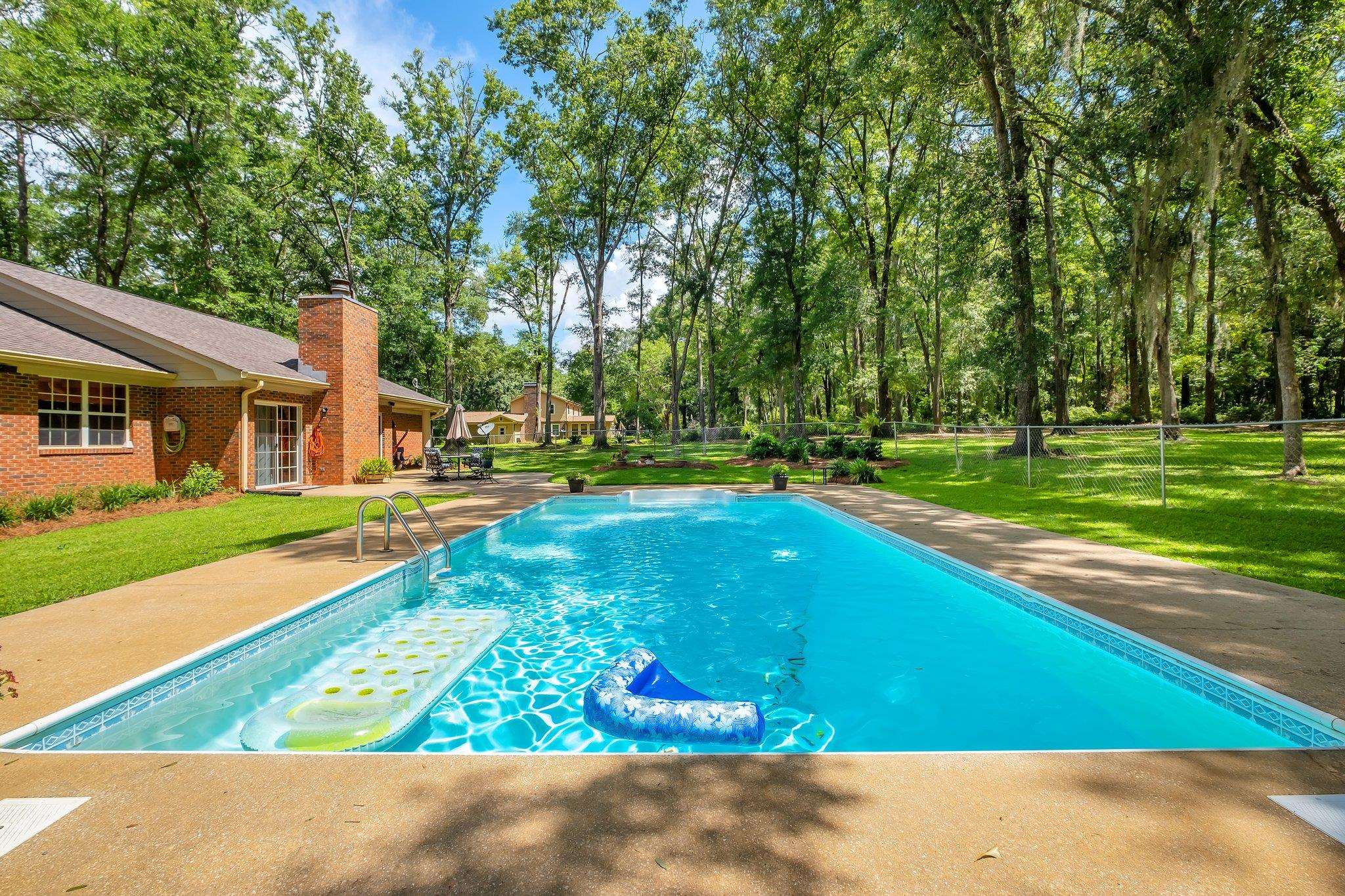 523 Tung Hill Drive, Tallahassee, Florida image 30